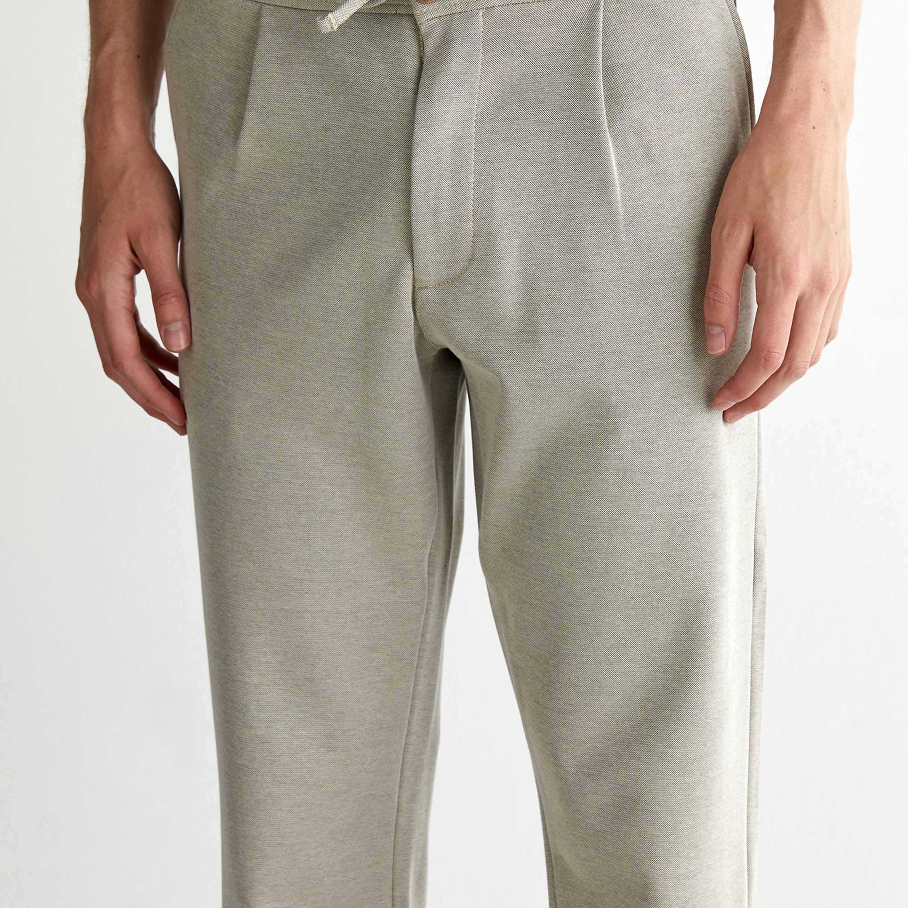 GANT Erkek Bej Jogger Fit Pantolon