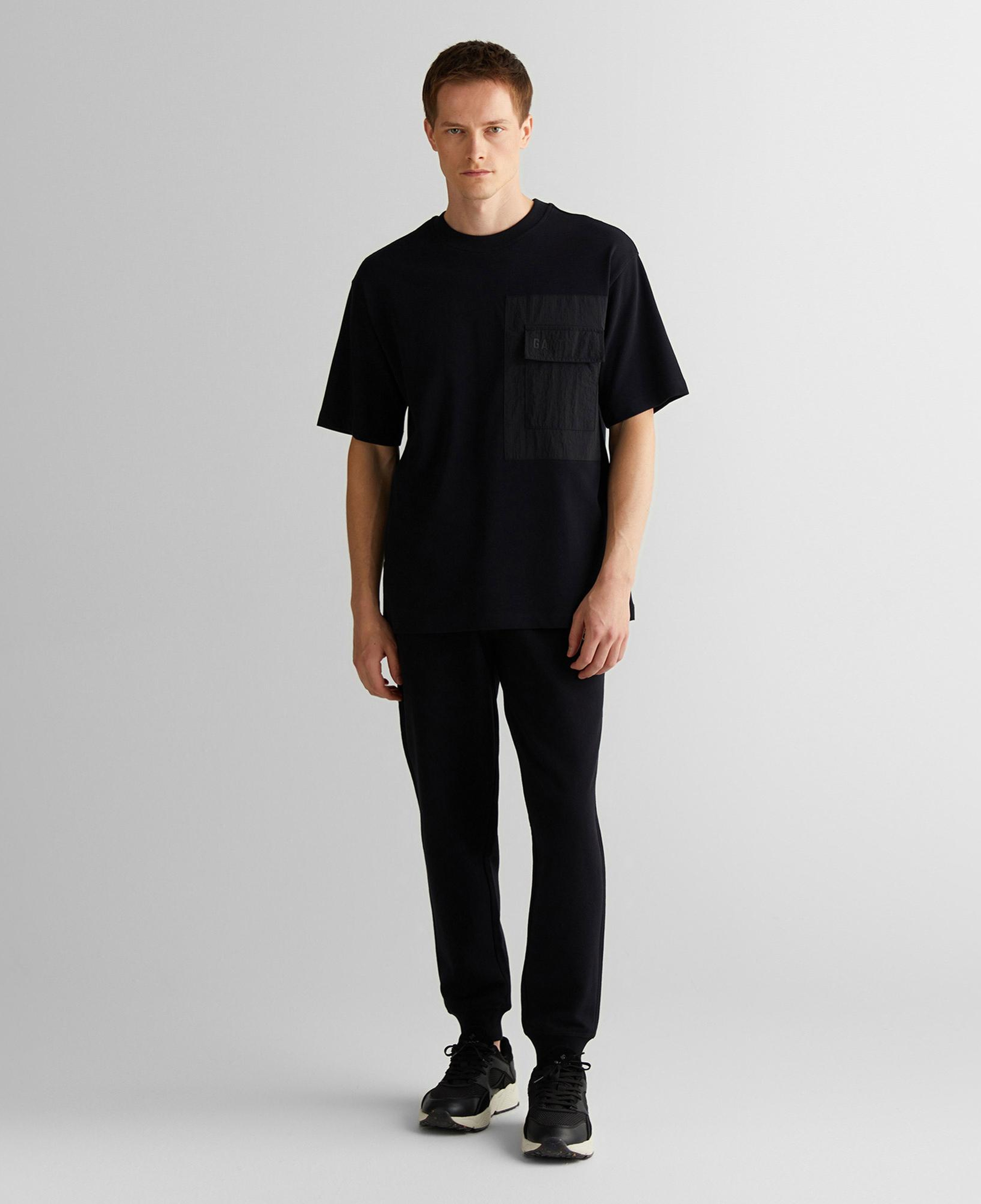 GANT Erkek Siyah Relaxed Fit Bisiklet Yaka Logolu T-Shirt
