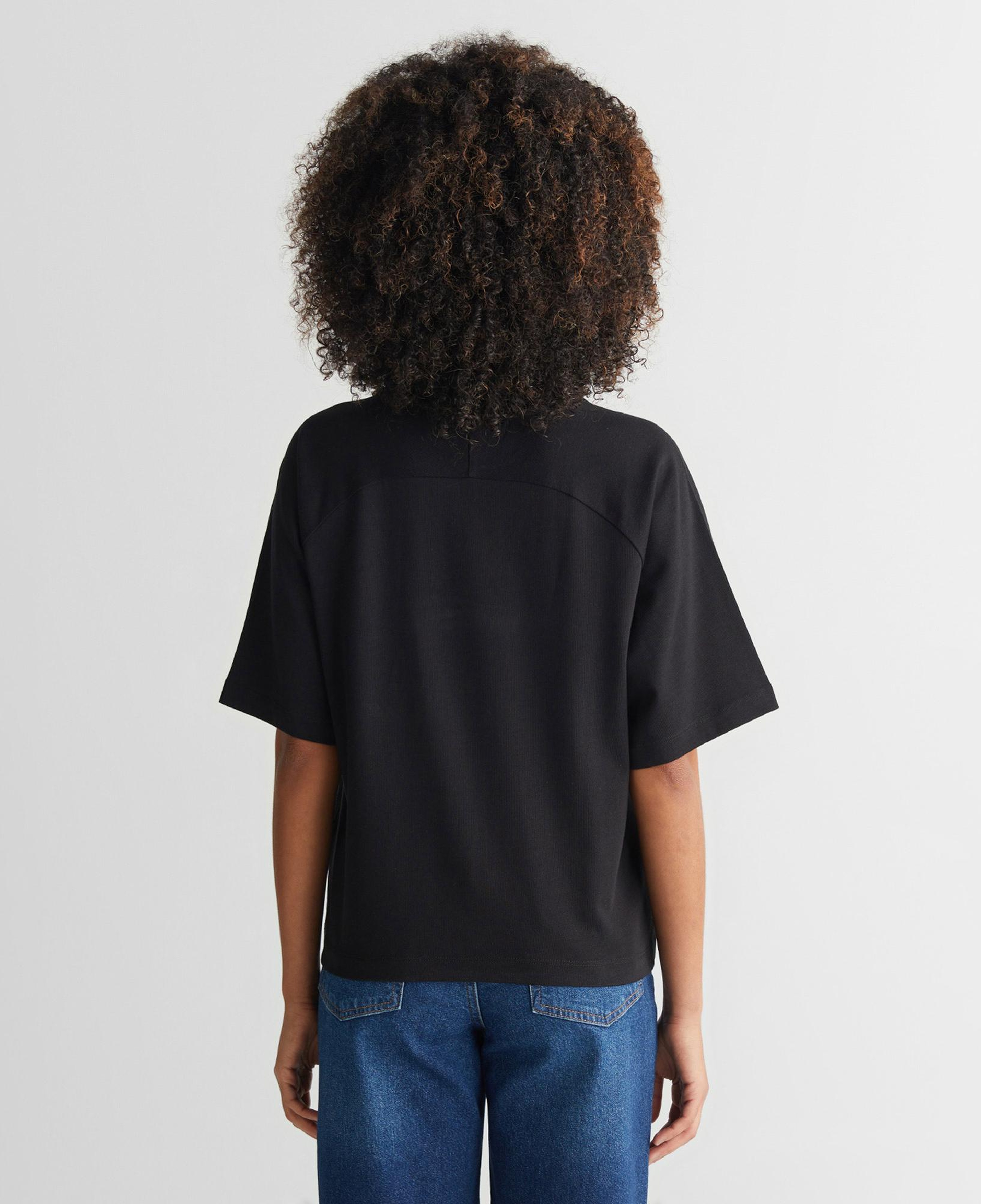 GANT Kadın Siyah Bisiklet Yaka Logolu T-Shirt