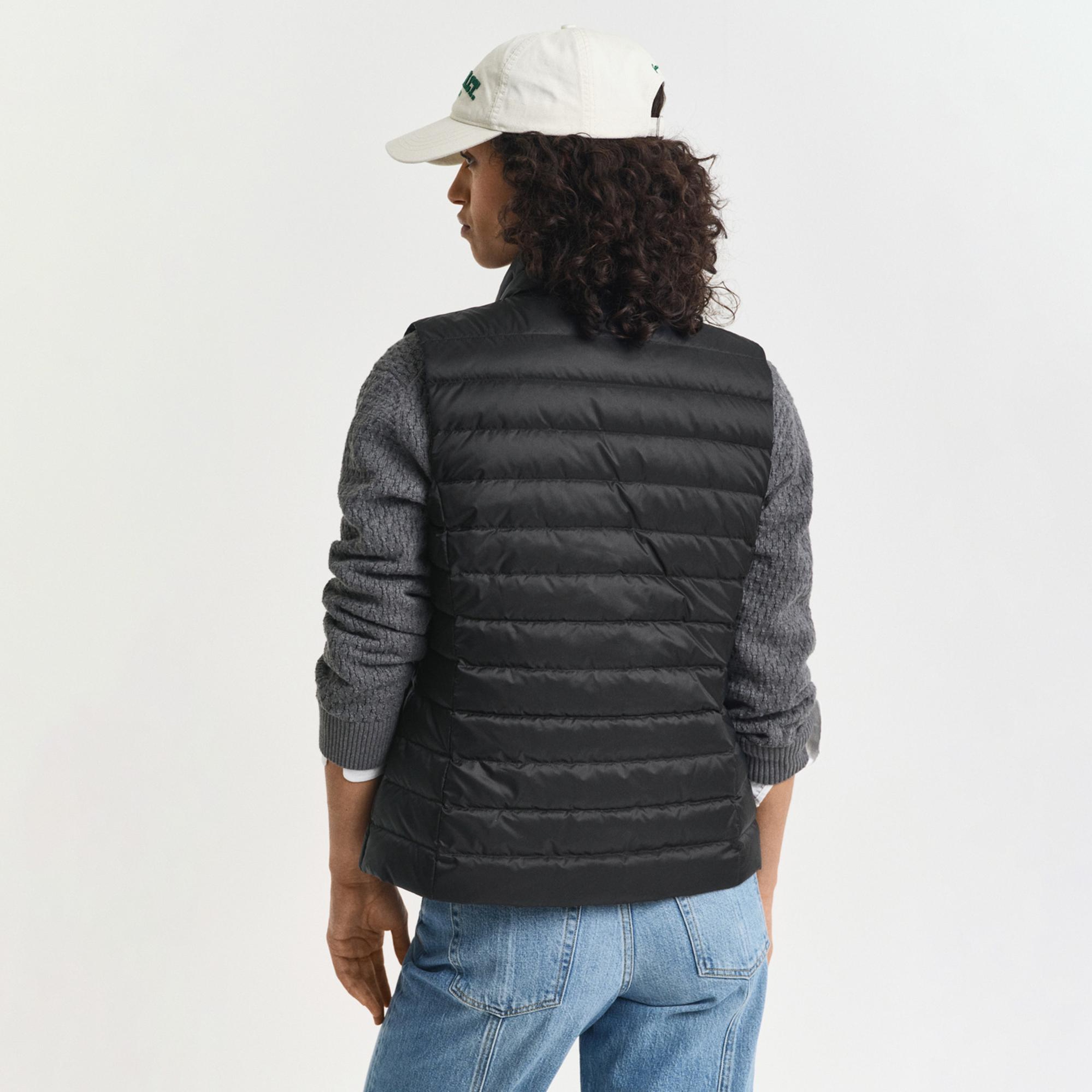 GANT Kadın Siyah Regular Fit Dik Yaka Kaz Tüyü Yelek