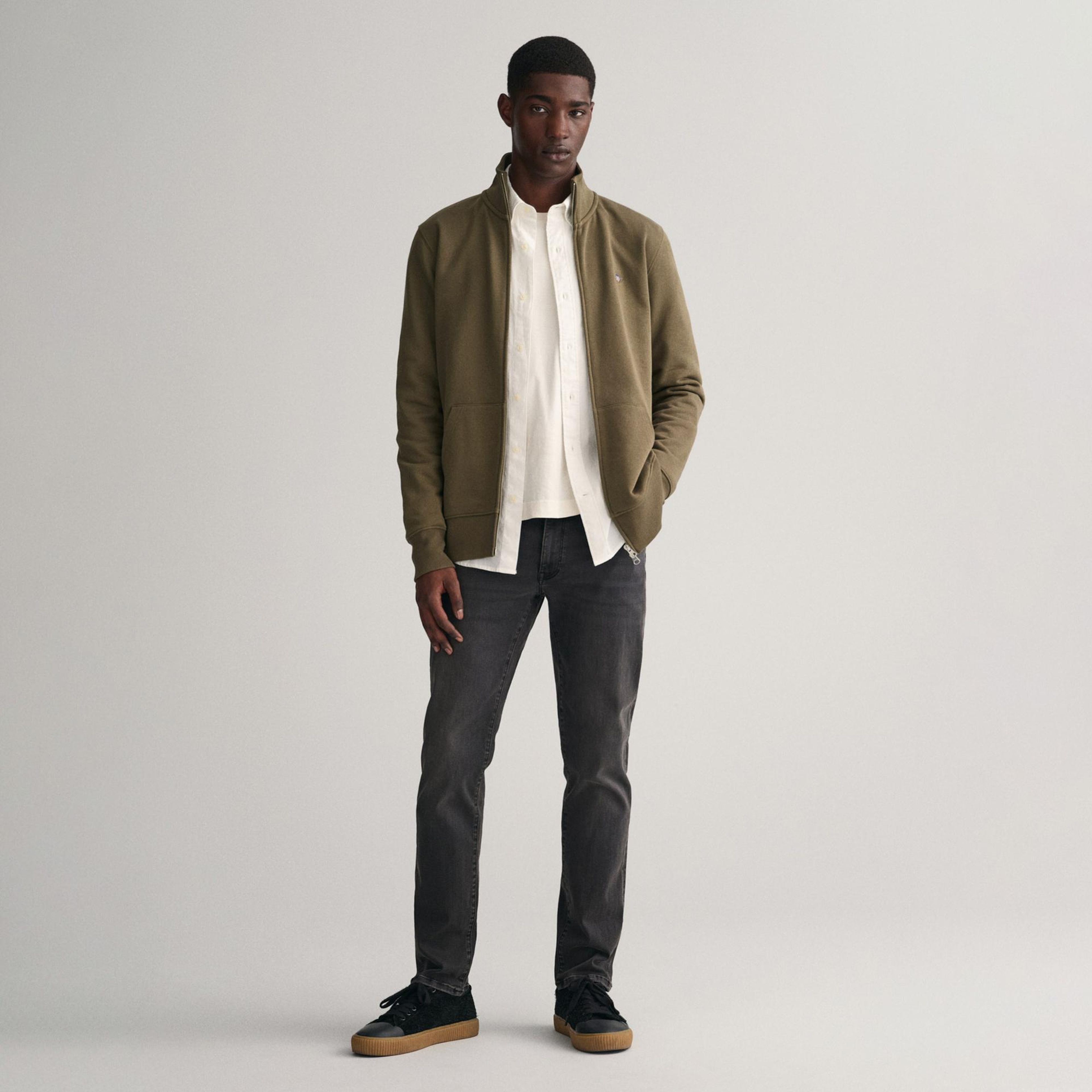 GANT Erkek Siyah Extra Slim Fit Active Recover Jean