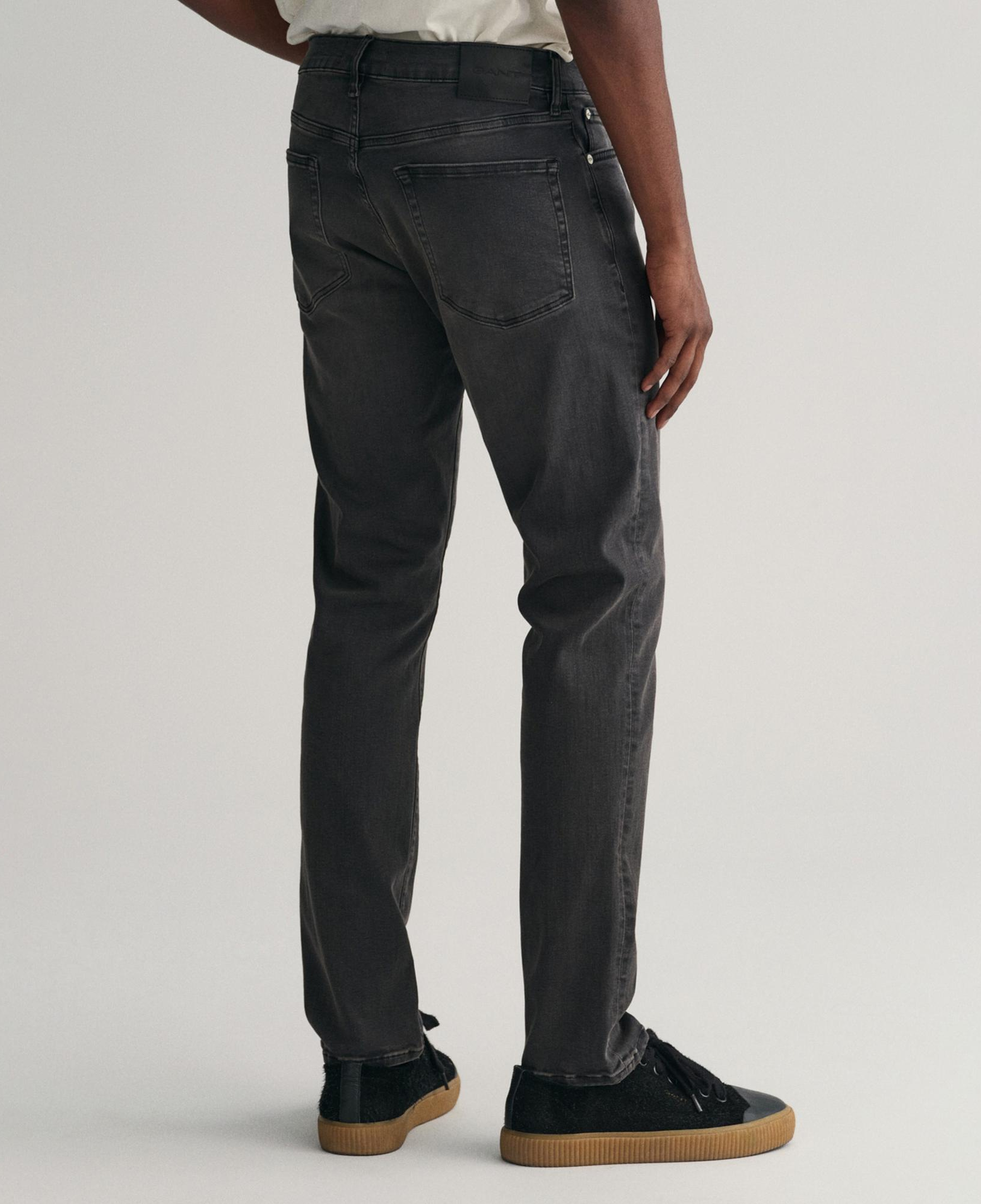 GANT Erkek Siyah Extra Slim Fit Active Recover Jean