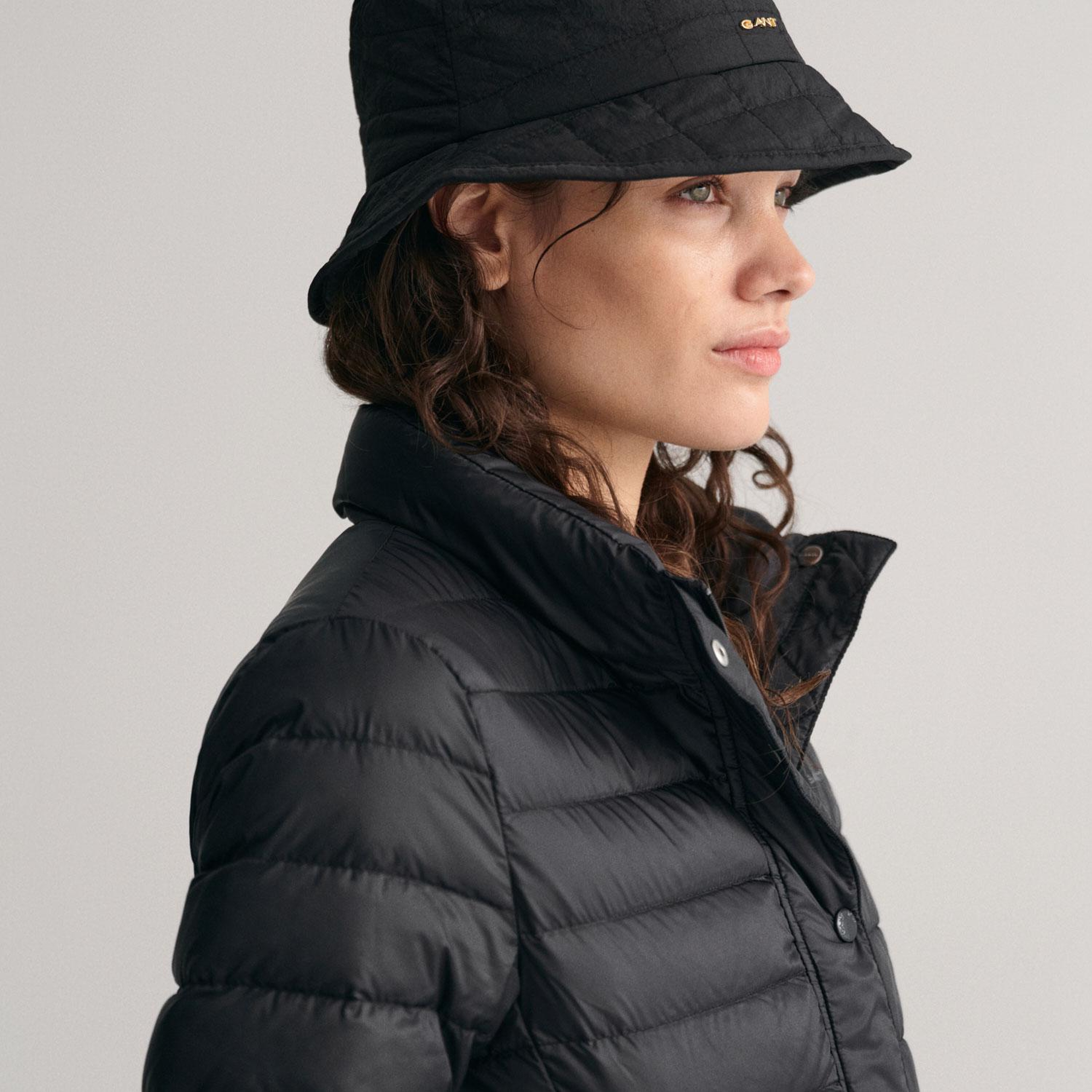 GANT Kadın Siyah Dik Yaka Kaz Tüyü Mont