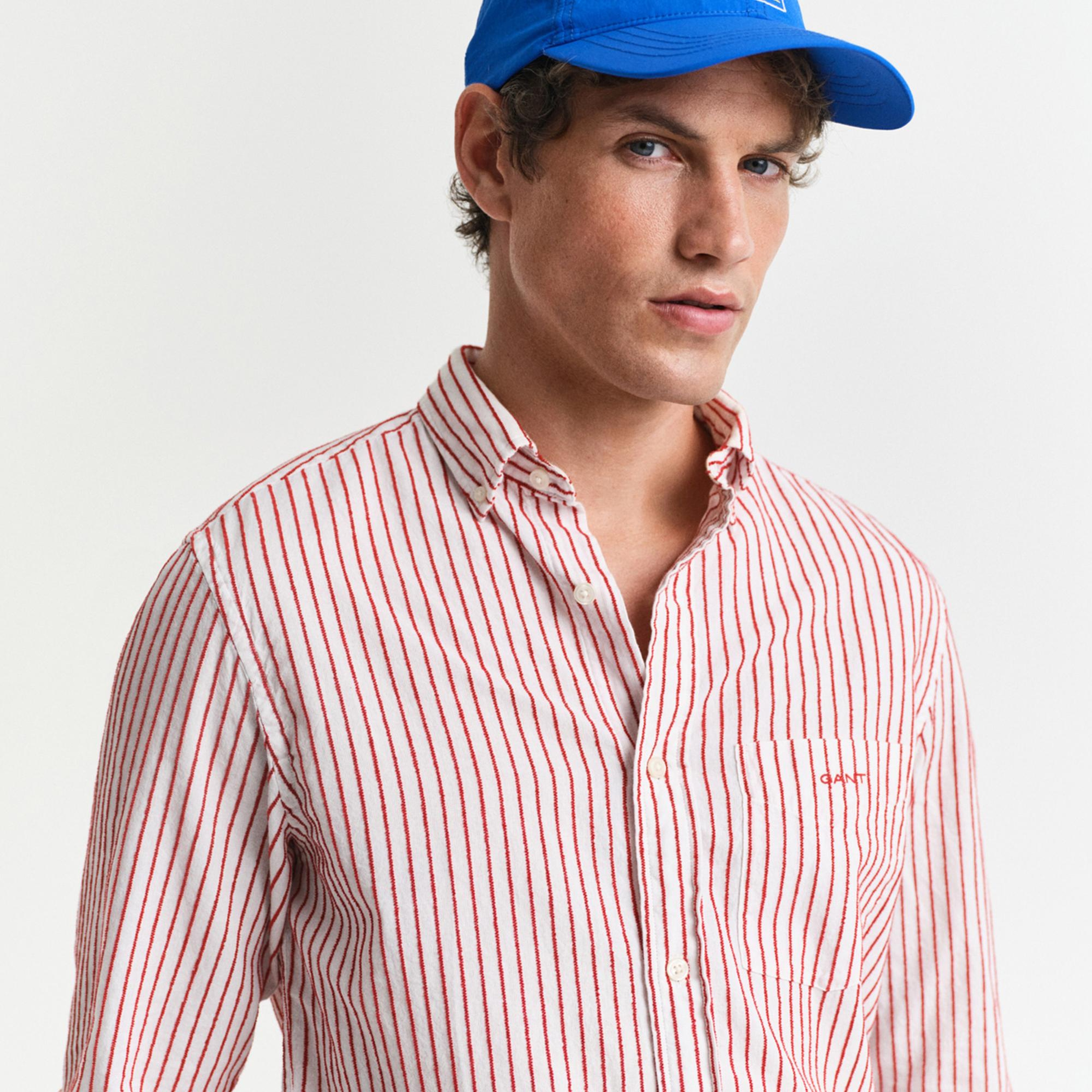 GANT Erkek Kırmızı Regular Fit Düğmeli Yaka Çizgili Gömlek