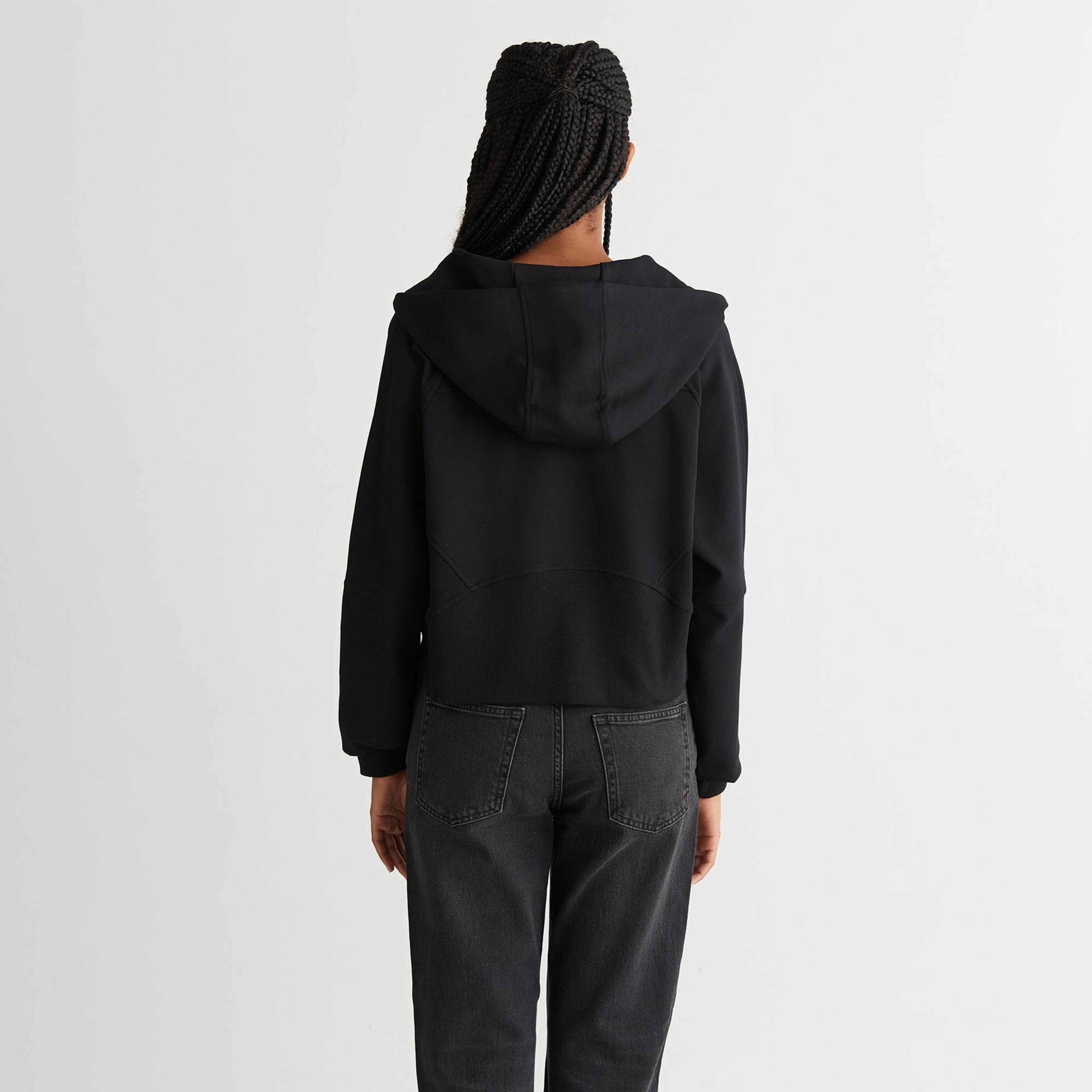 Kadın Siyah Regular Fit Kapüşonlu Sweatshirt