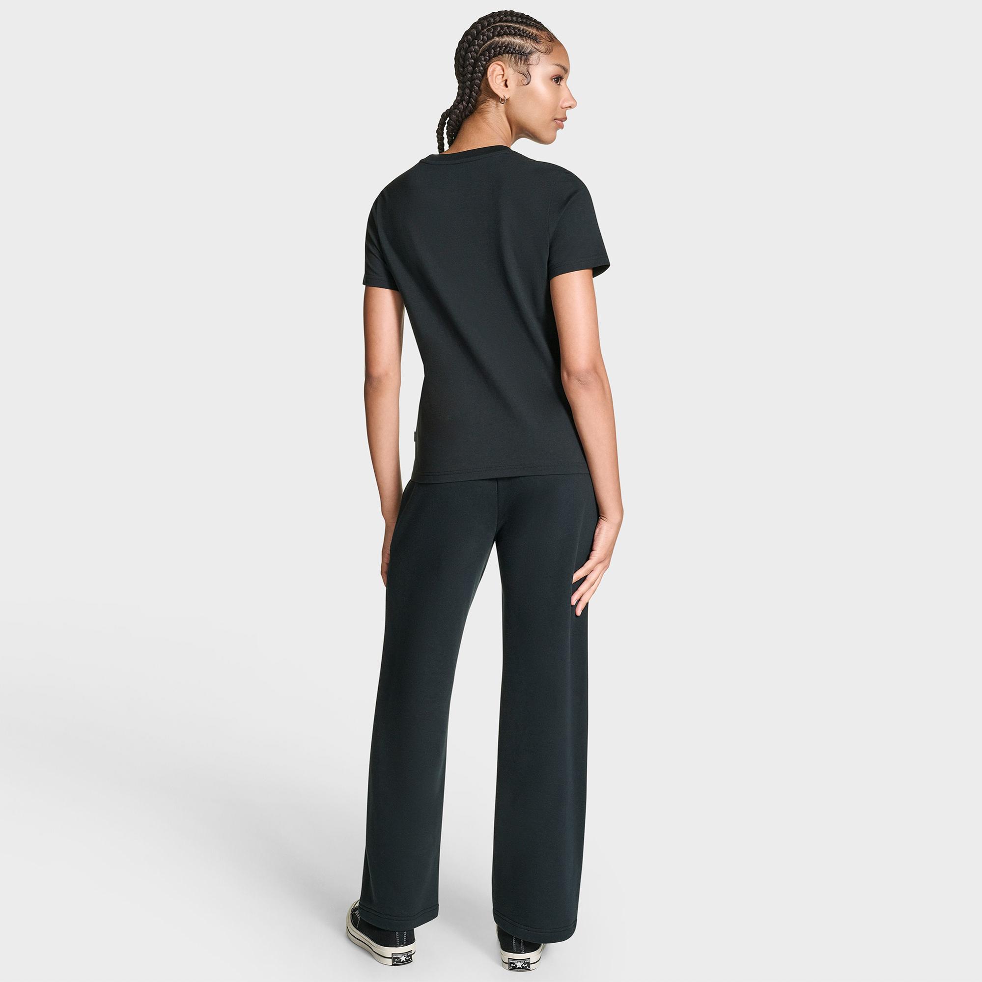 Converse Kadın Chuck Logolu Matalik Siyah T-Shirt