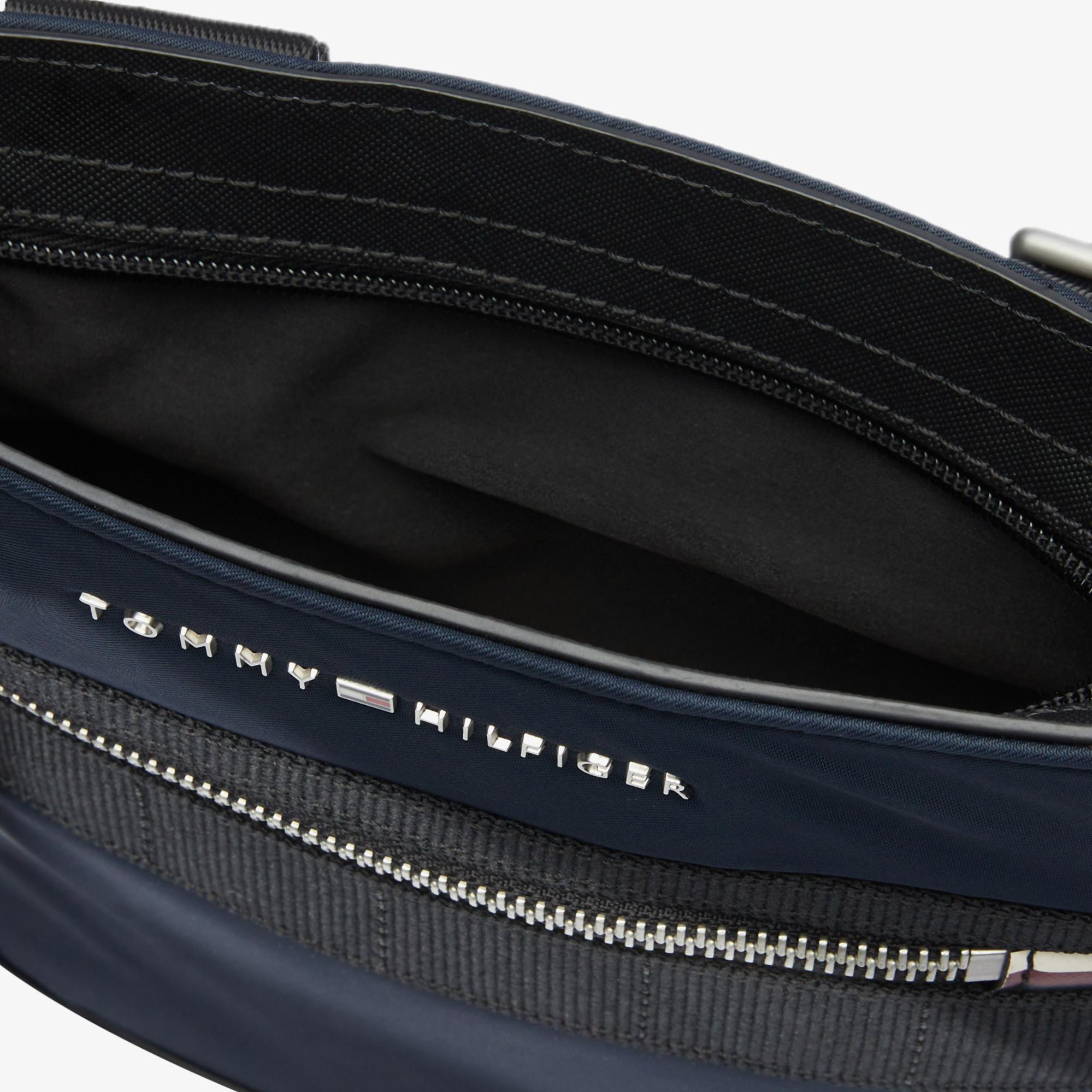 Tommy Hilfiger Elevated Nylon Mini Crossover Erkek Mavi Omuz Çantası