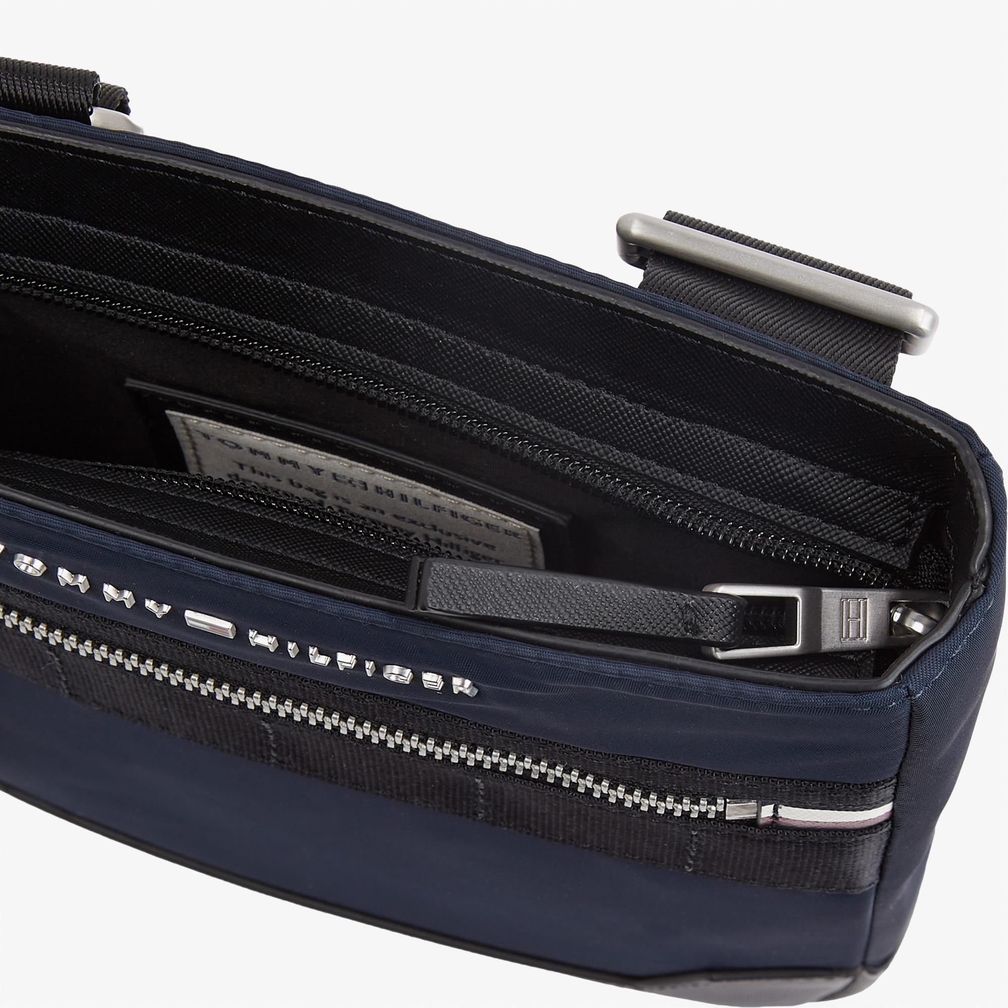 Tommy Hilfiger Elevated Nylon Mini Crossover Erkek Mavi Omuz Çantası