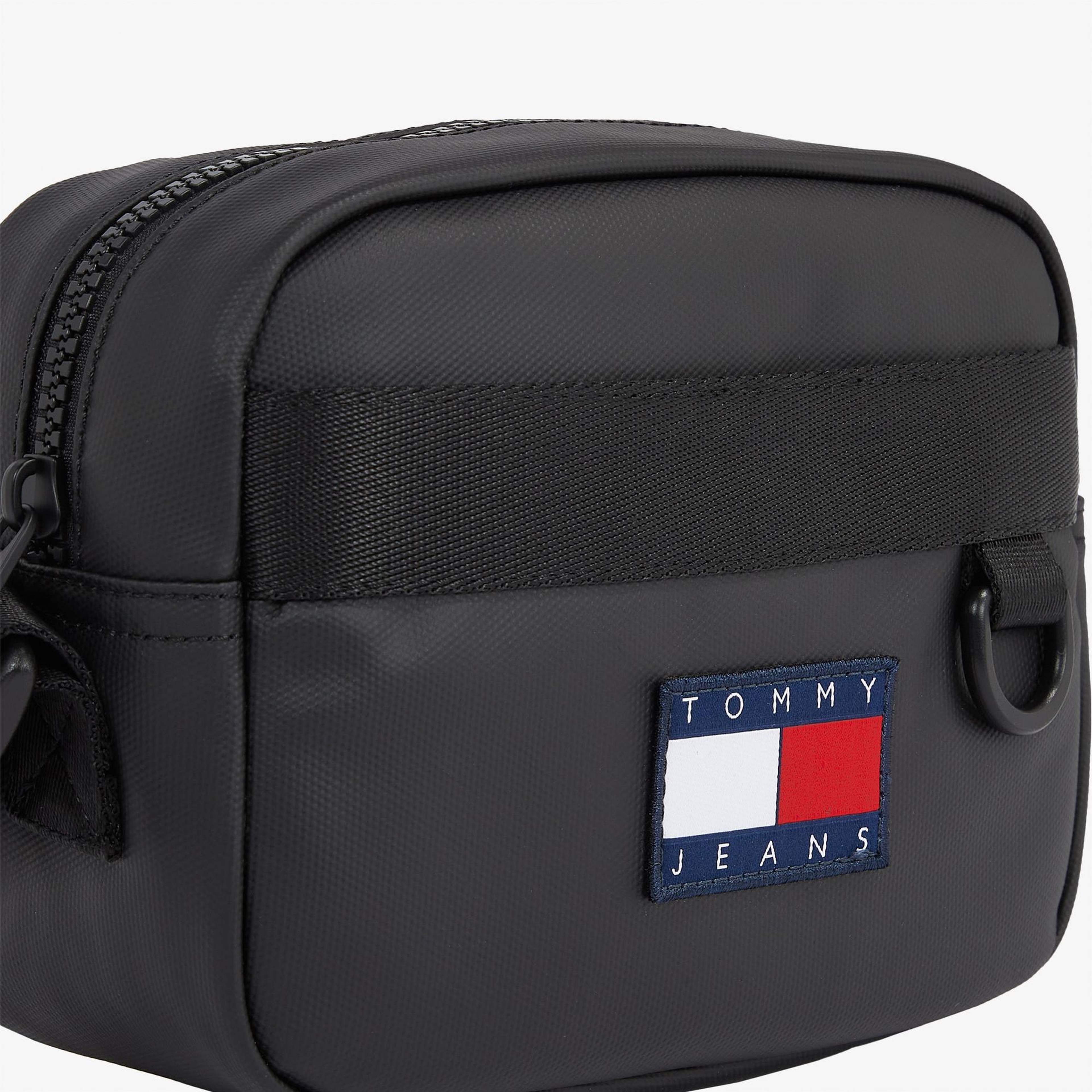 Tommy Jeans Elevated Crossover Erkek Siyah Omuz Çantası