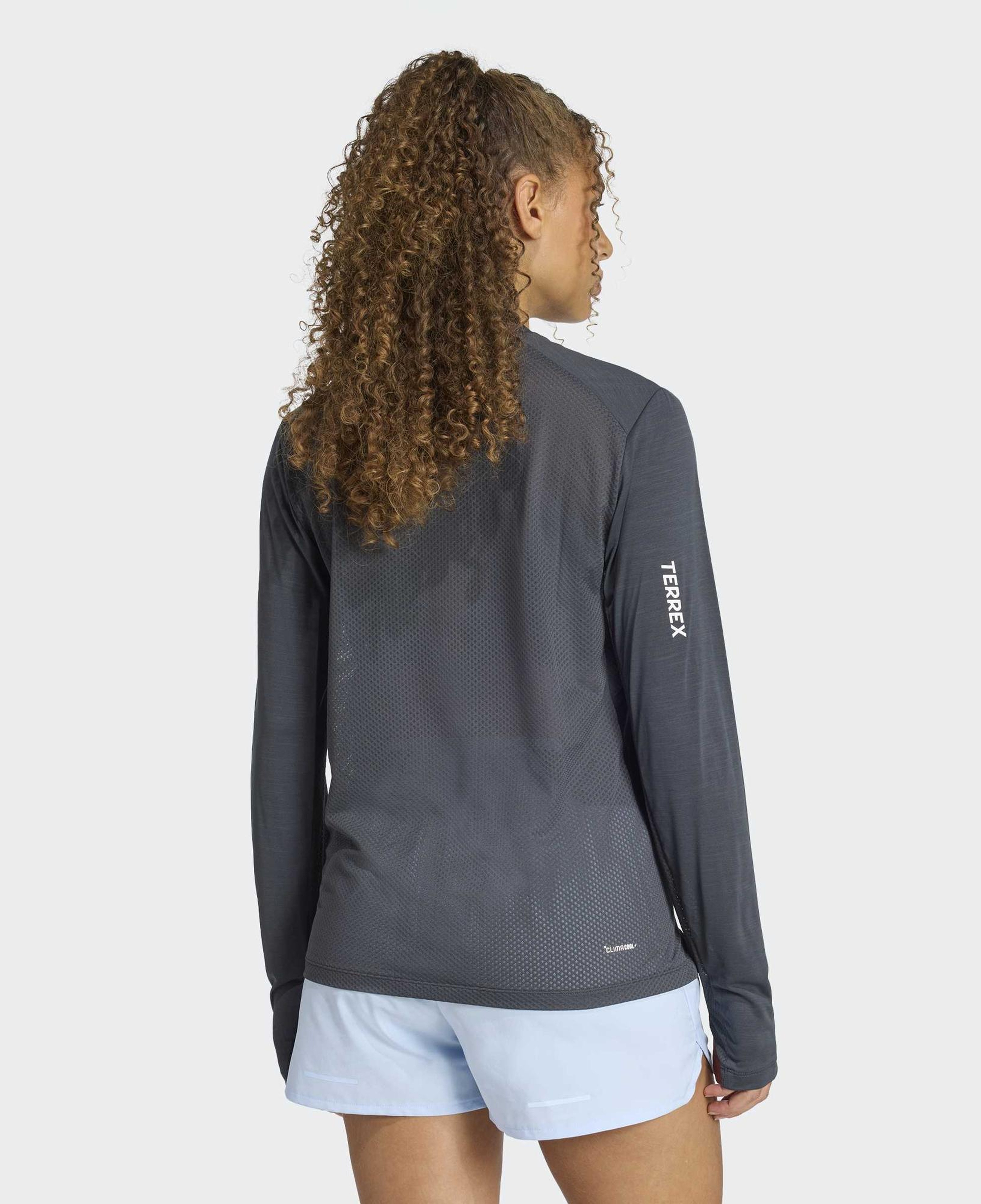 adidas Terrex Xperior Climacool+ Kadın Gri Koşu T-Shirt