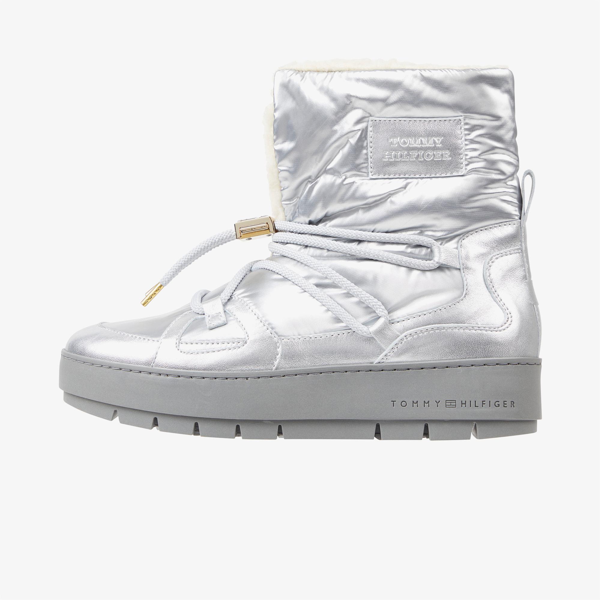 Tommy Hilfiger Essential Silver Kadın Gri Bot