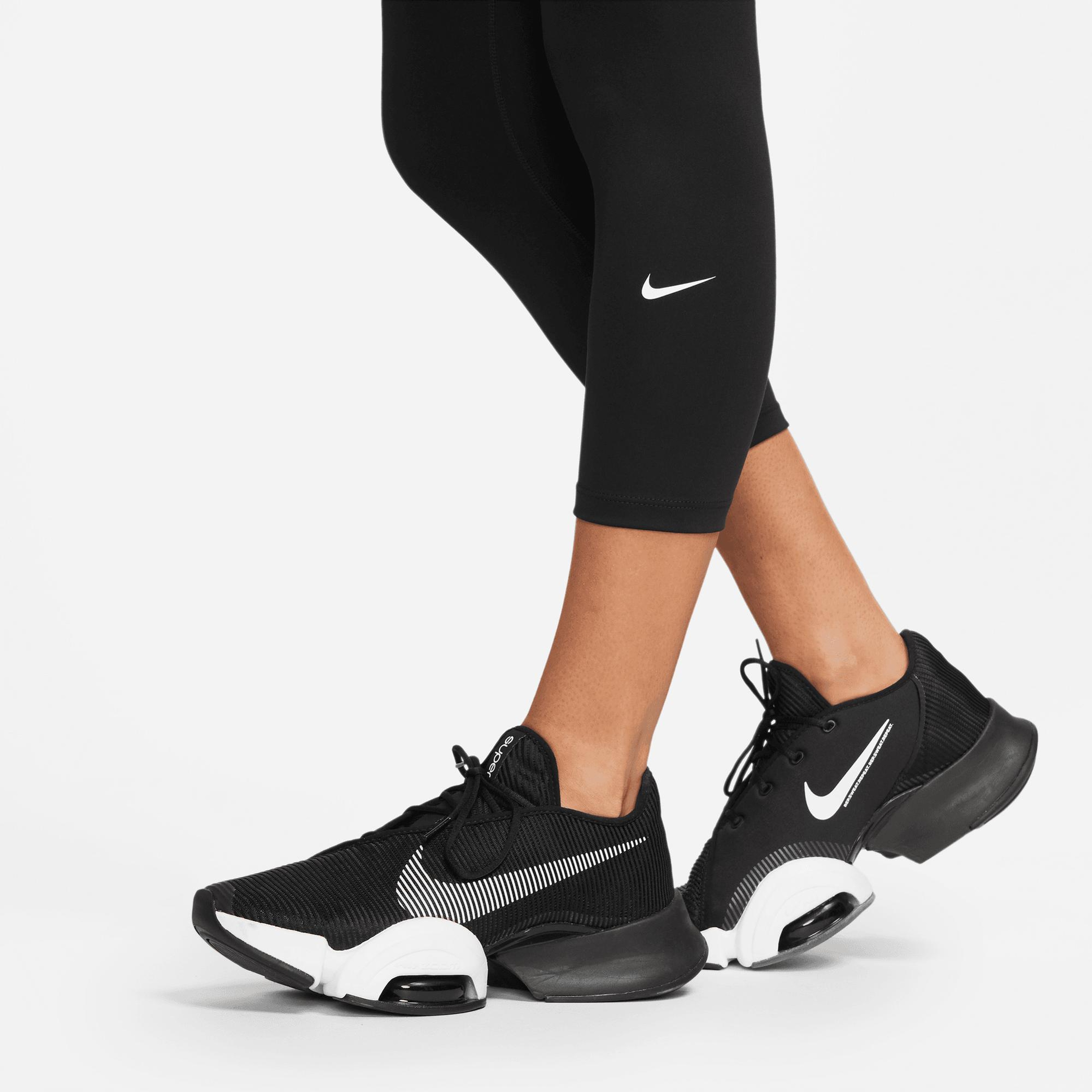 Nike One Dri-Fıt High-Rise Crop Kadın Siyah Tayt