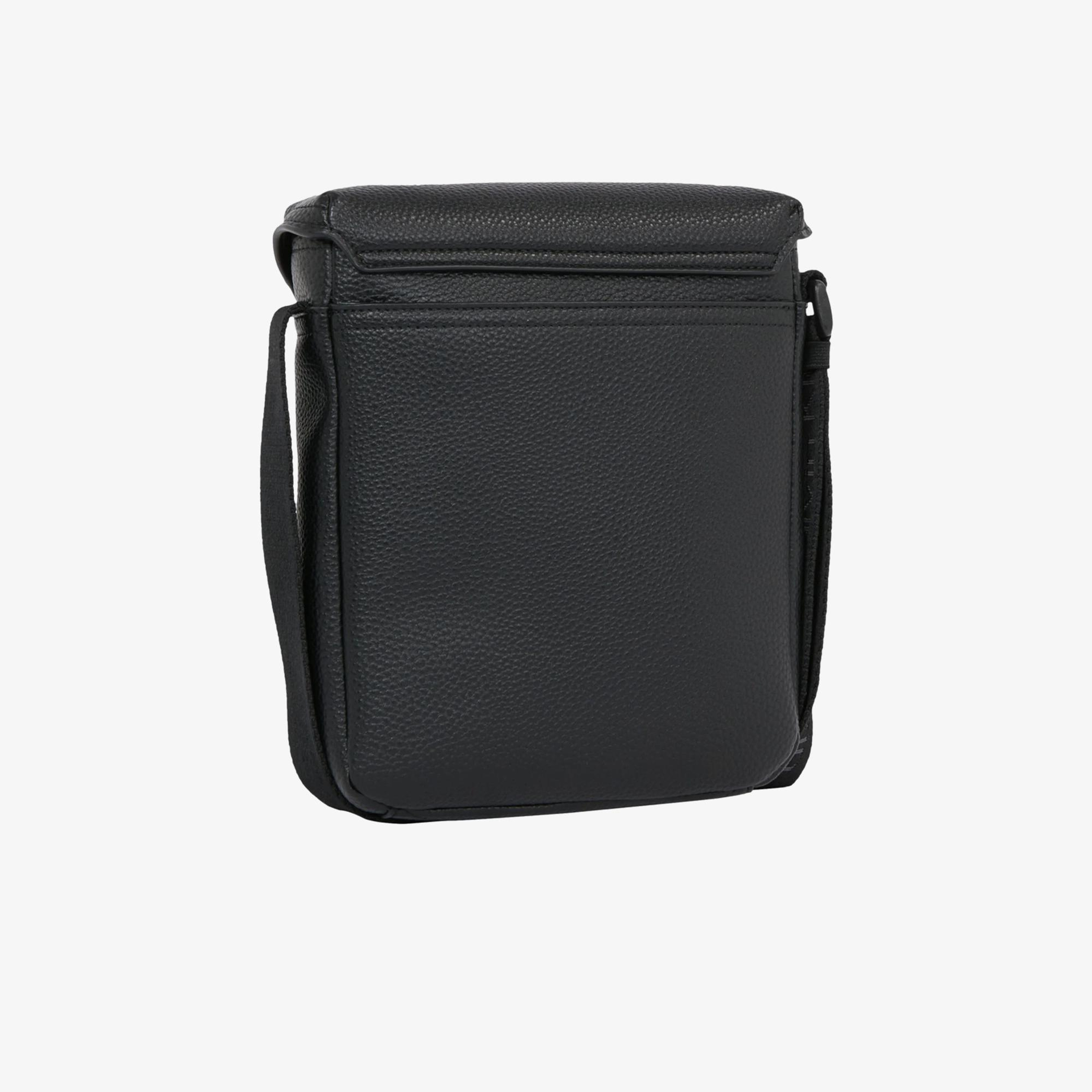 Calvin Klein Jeans Ultralıght Erkek Siyah Çapraz Çanta