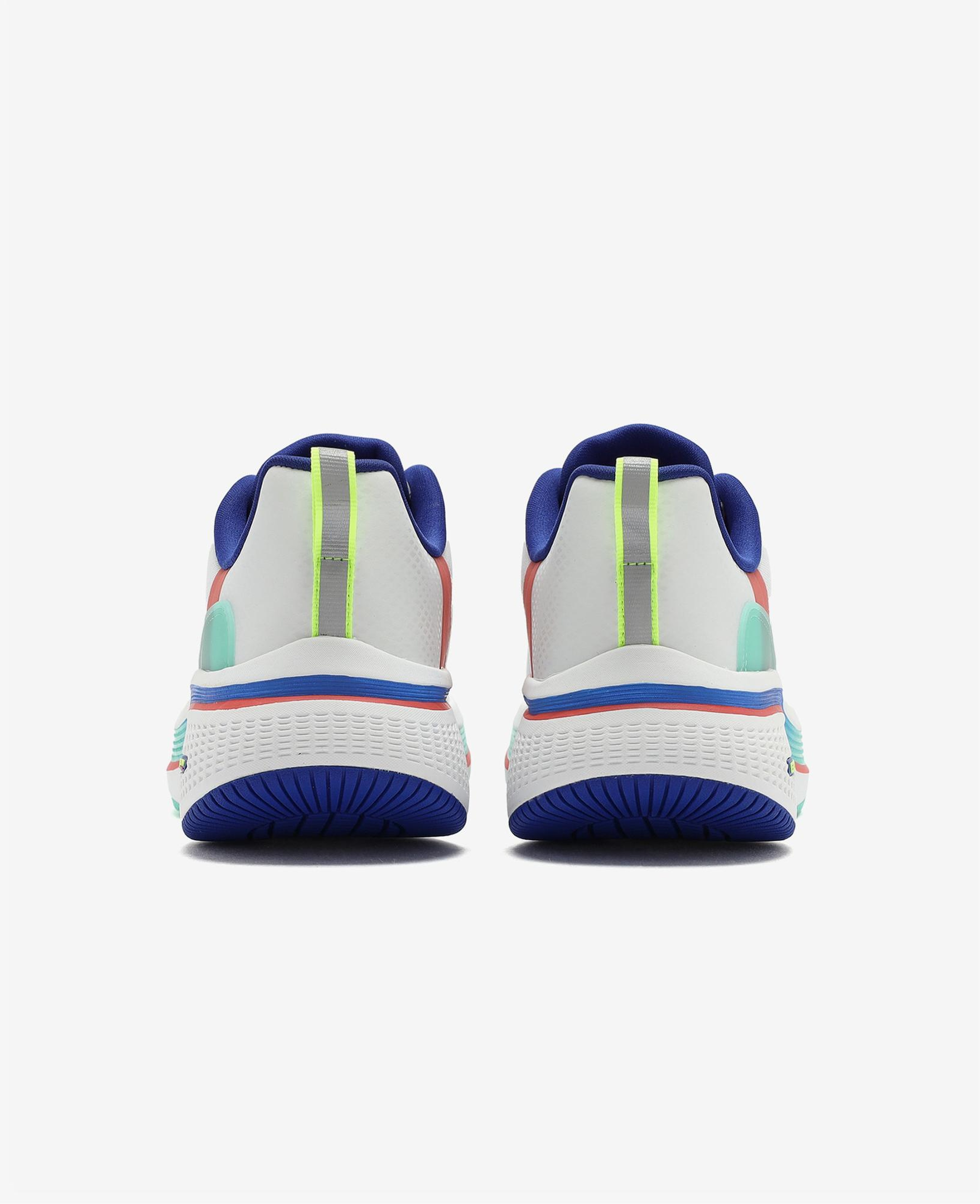 Skechers Go Run Elevate 2.0 Cardona Kadın Beyaz Koşu Ayakkabısı