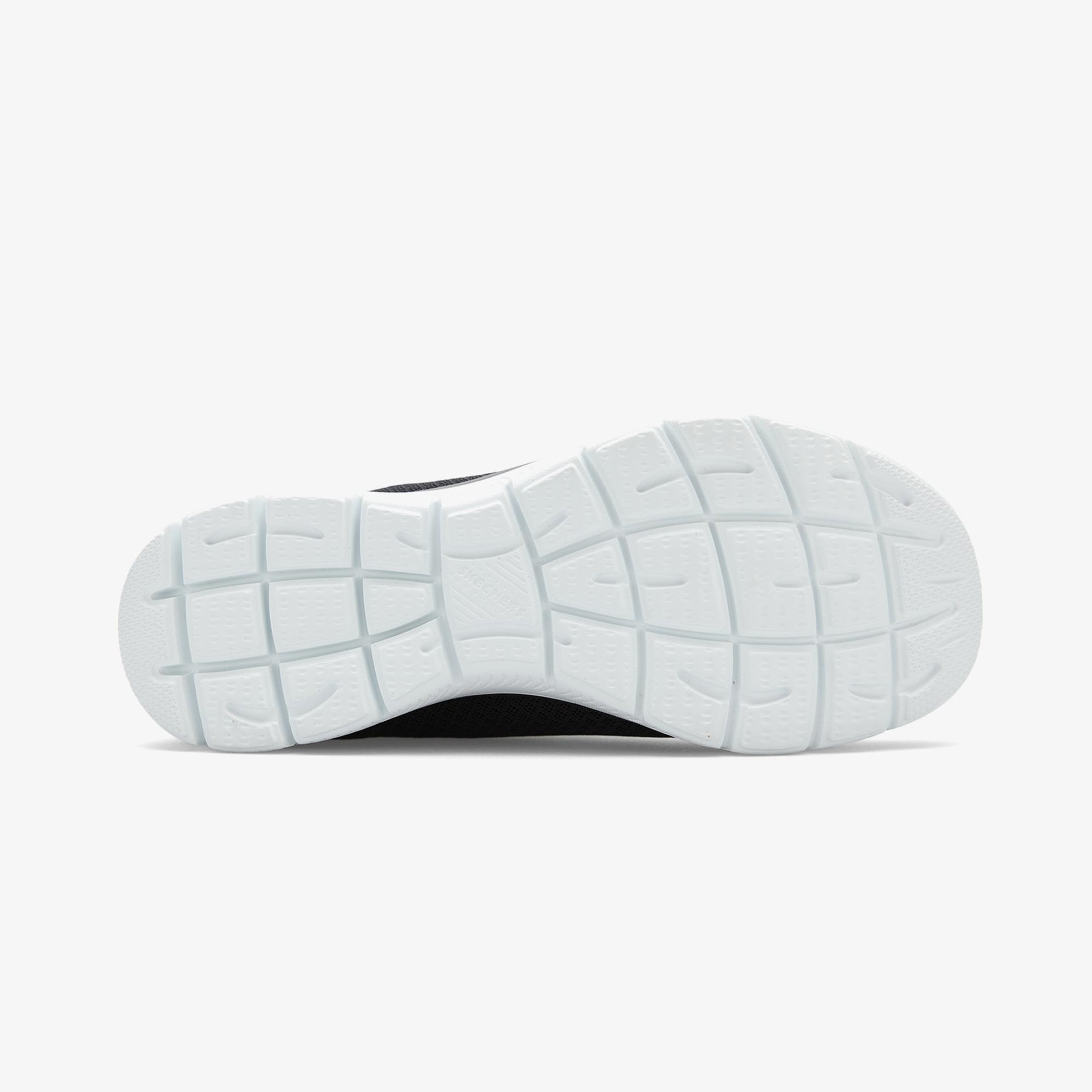 Skechers Summits Kadın Siyah Spor Ayakkabı