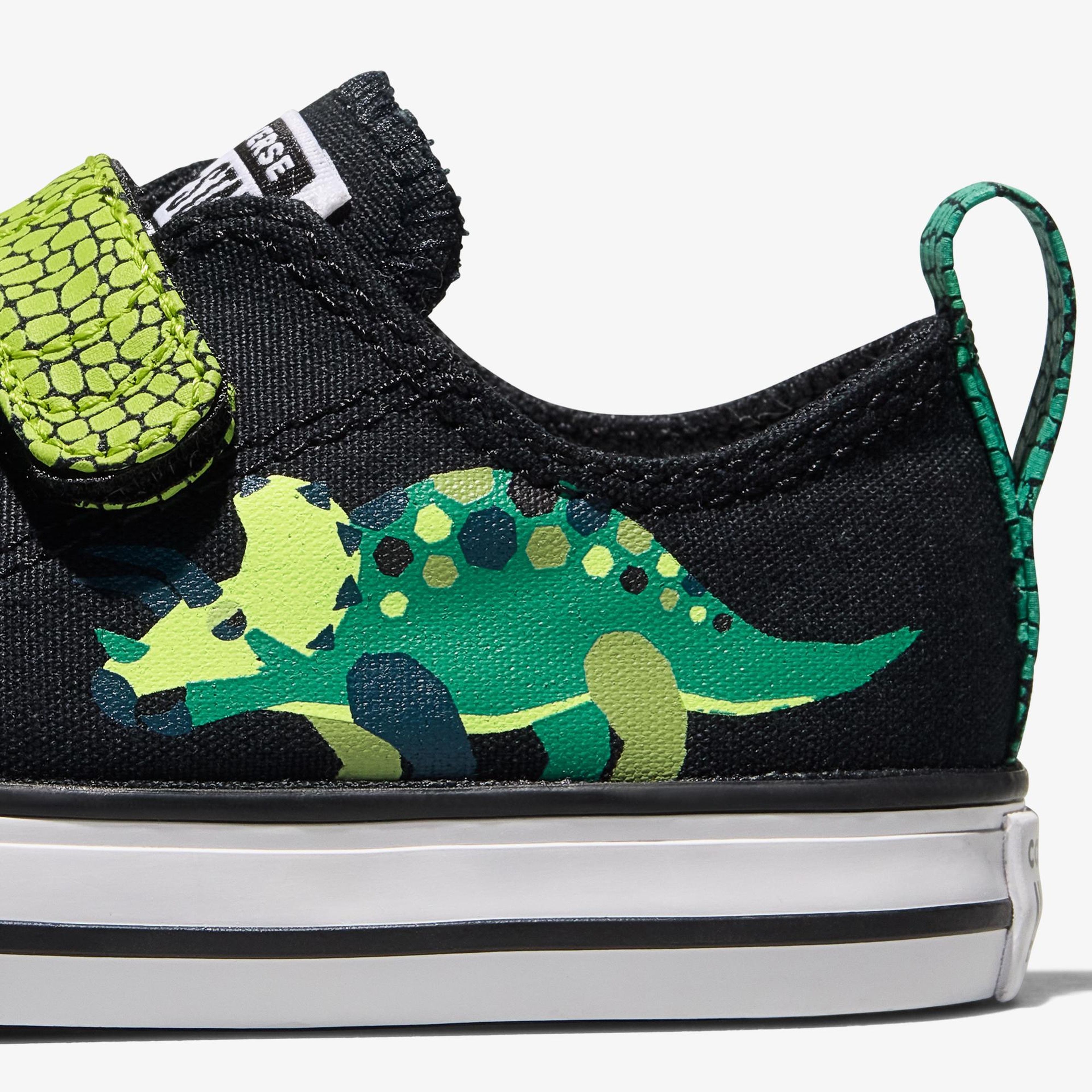 Converse Chuck Taylor All Star 2V Bebek Siyah Sneaker