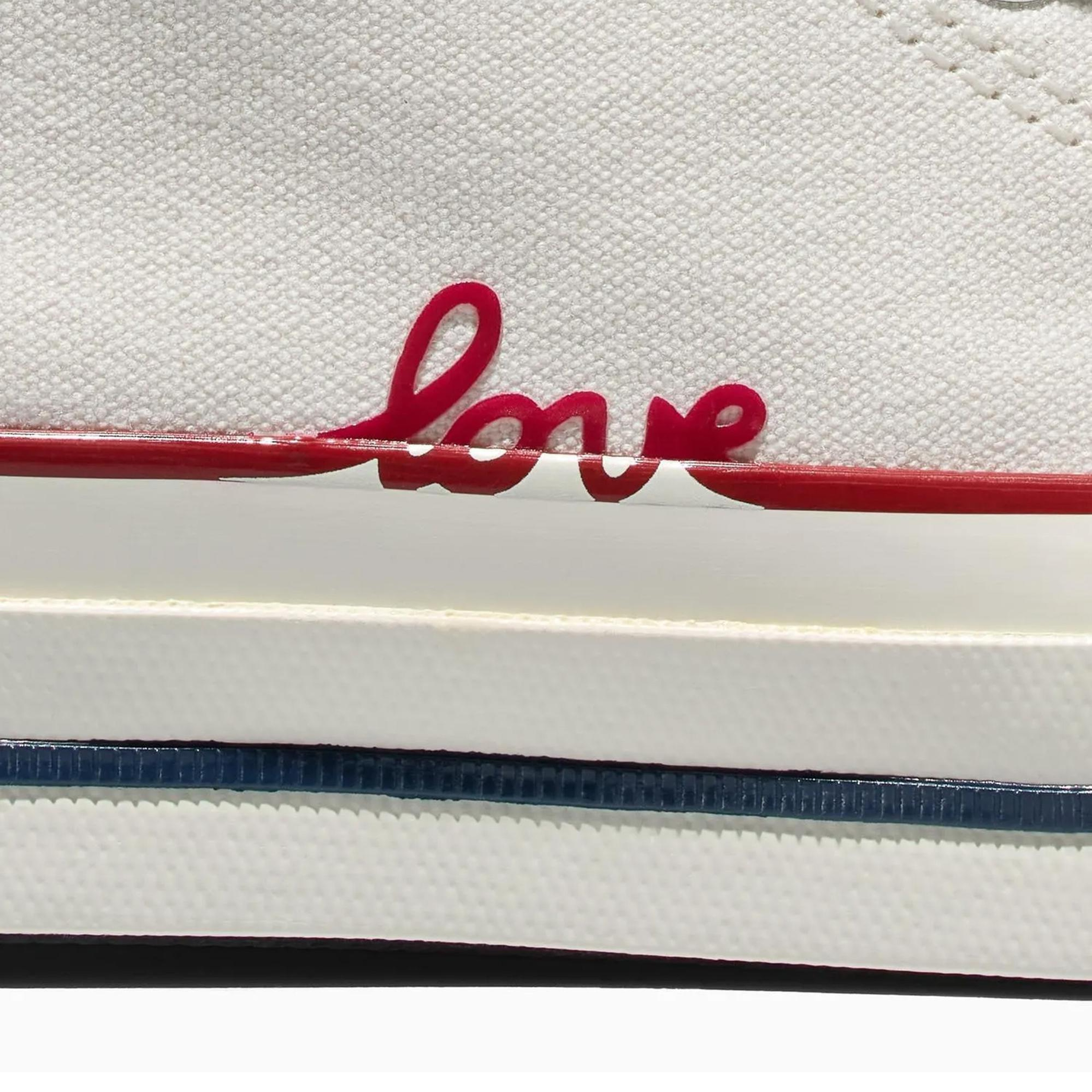 Converse Valentine's Day Chuck 70 Unisex Krem Sneaker