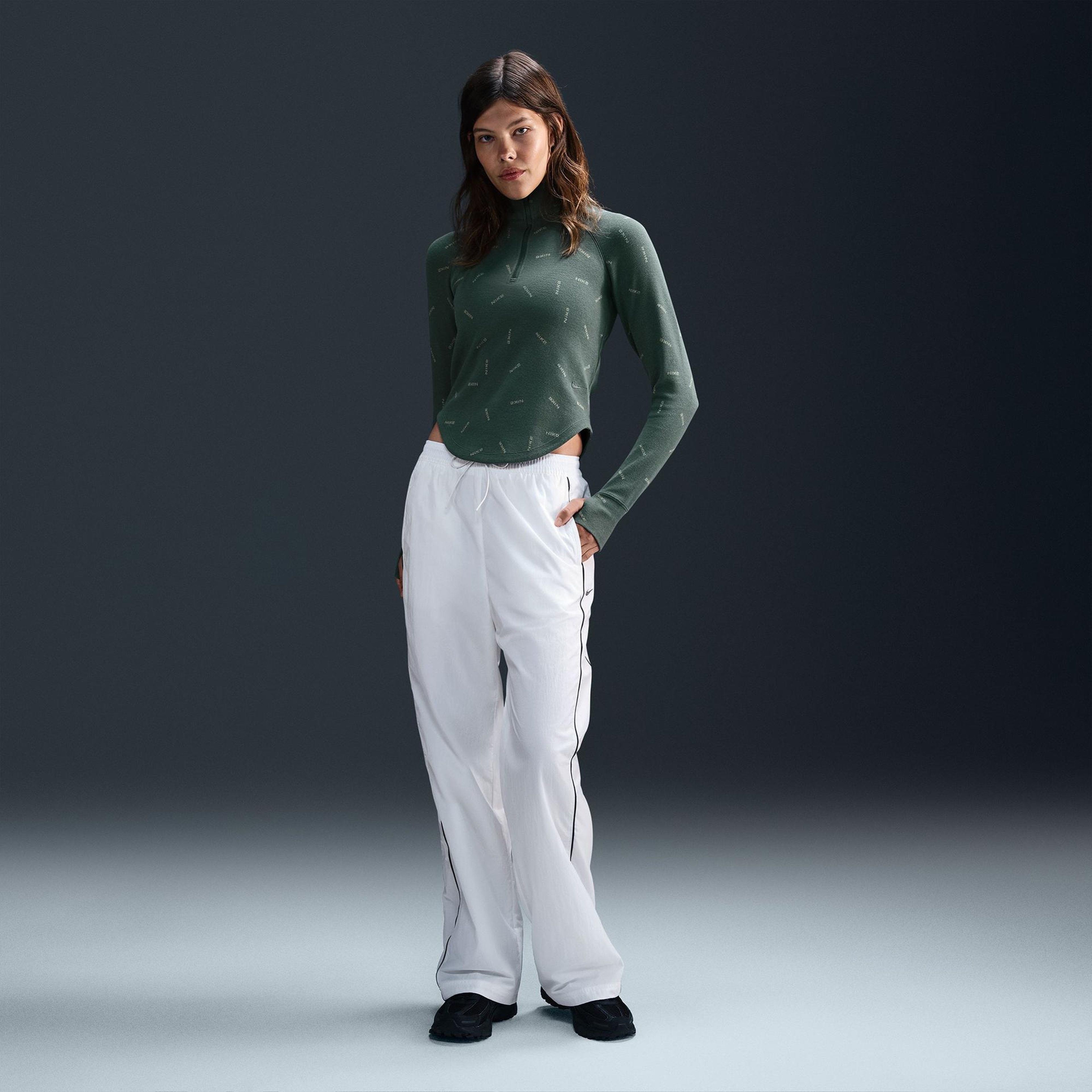 Nike Sportswear Collection Kadın Yeşil Uzun Kollu T-Shirt