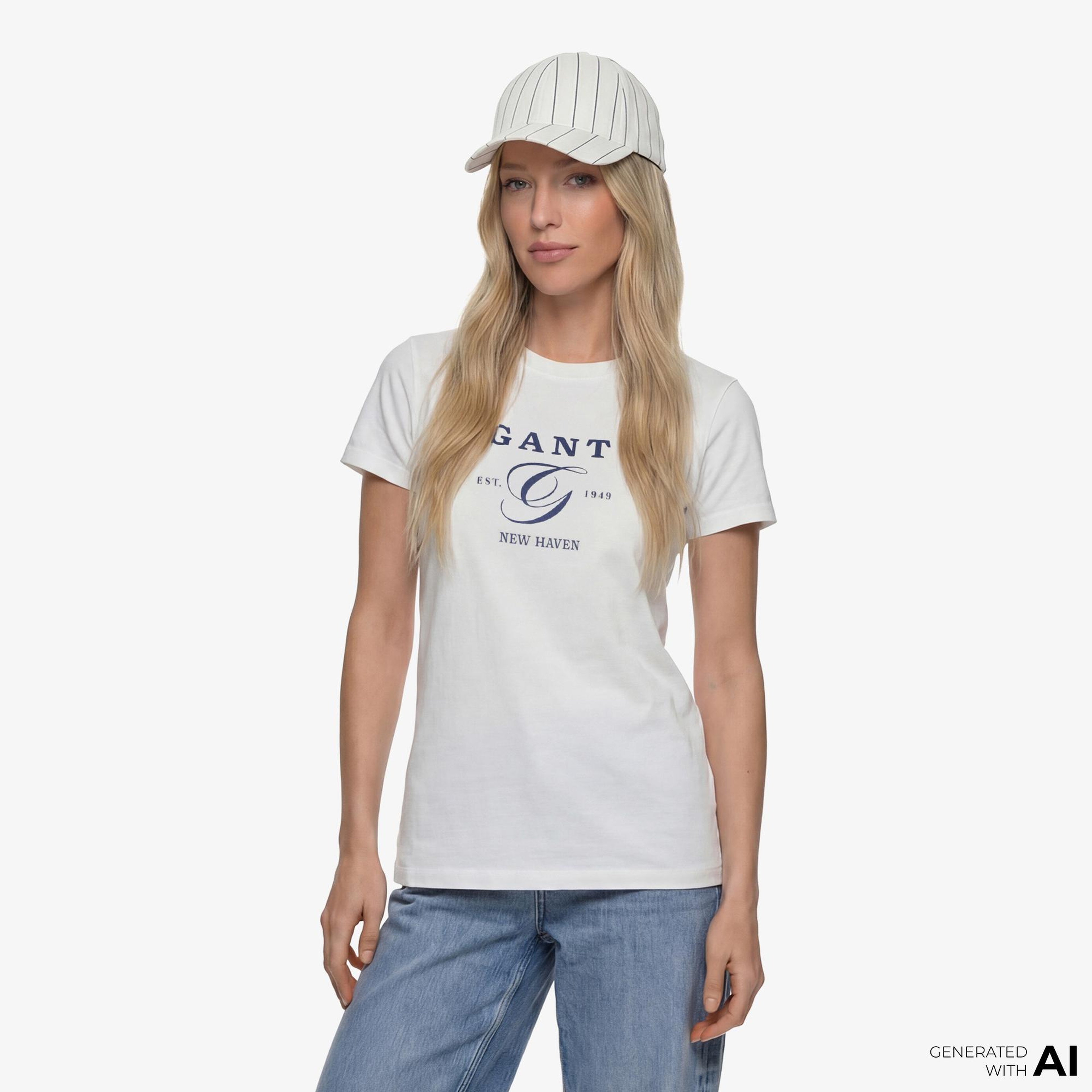 GANT Kadın Beyaz Regular Fit Bisiklet Yaka Logolu T-Shirt