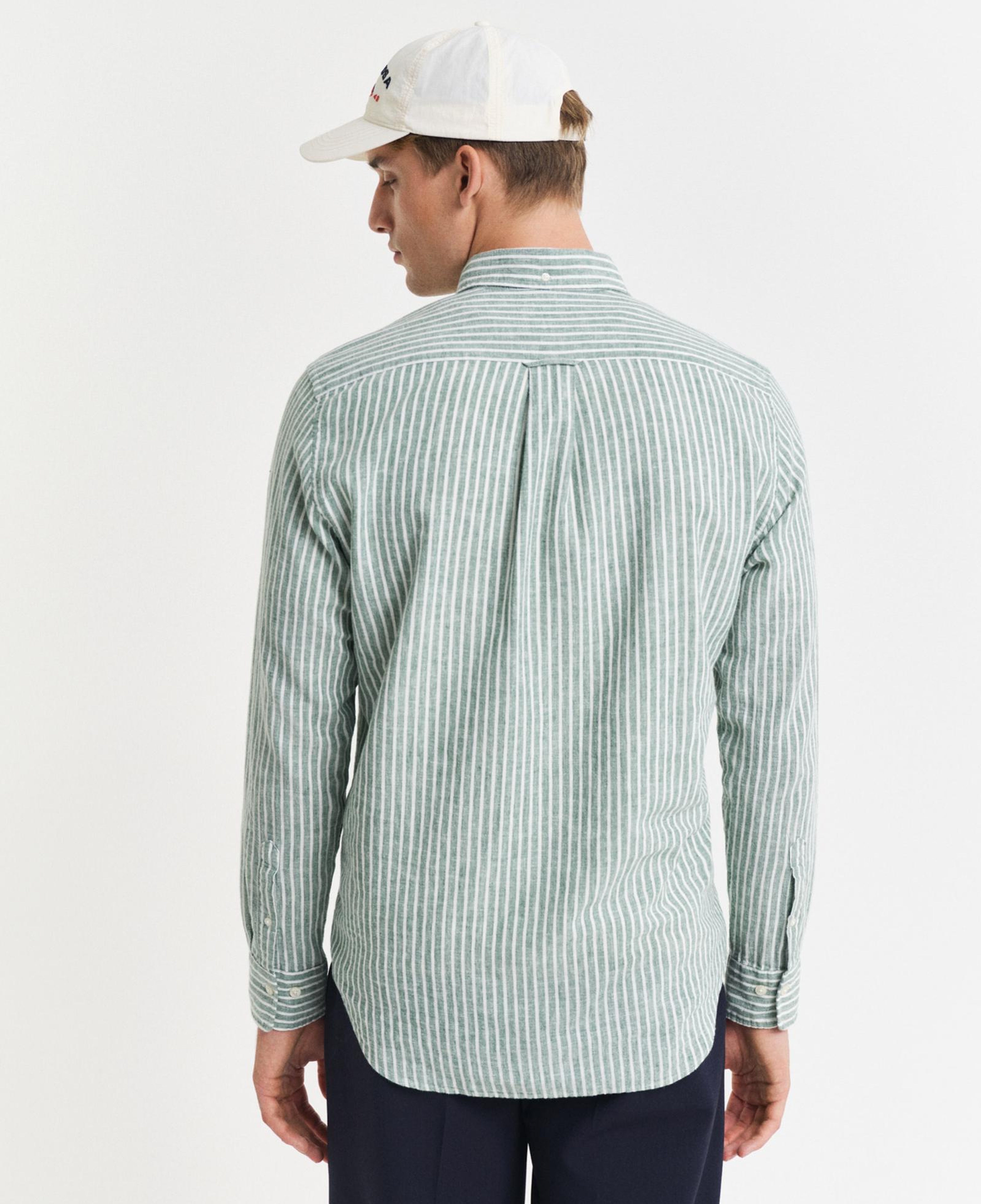 GANT Erkek Yeşil Regular Fit Düğmeli Yaka Çizgili Keten Gömlek