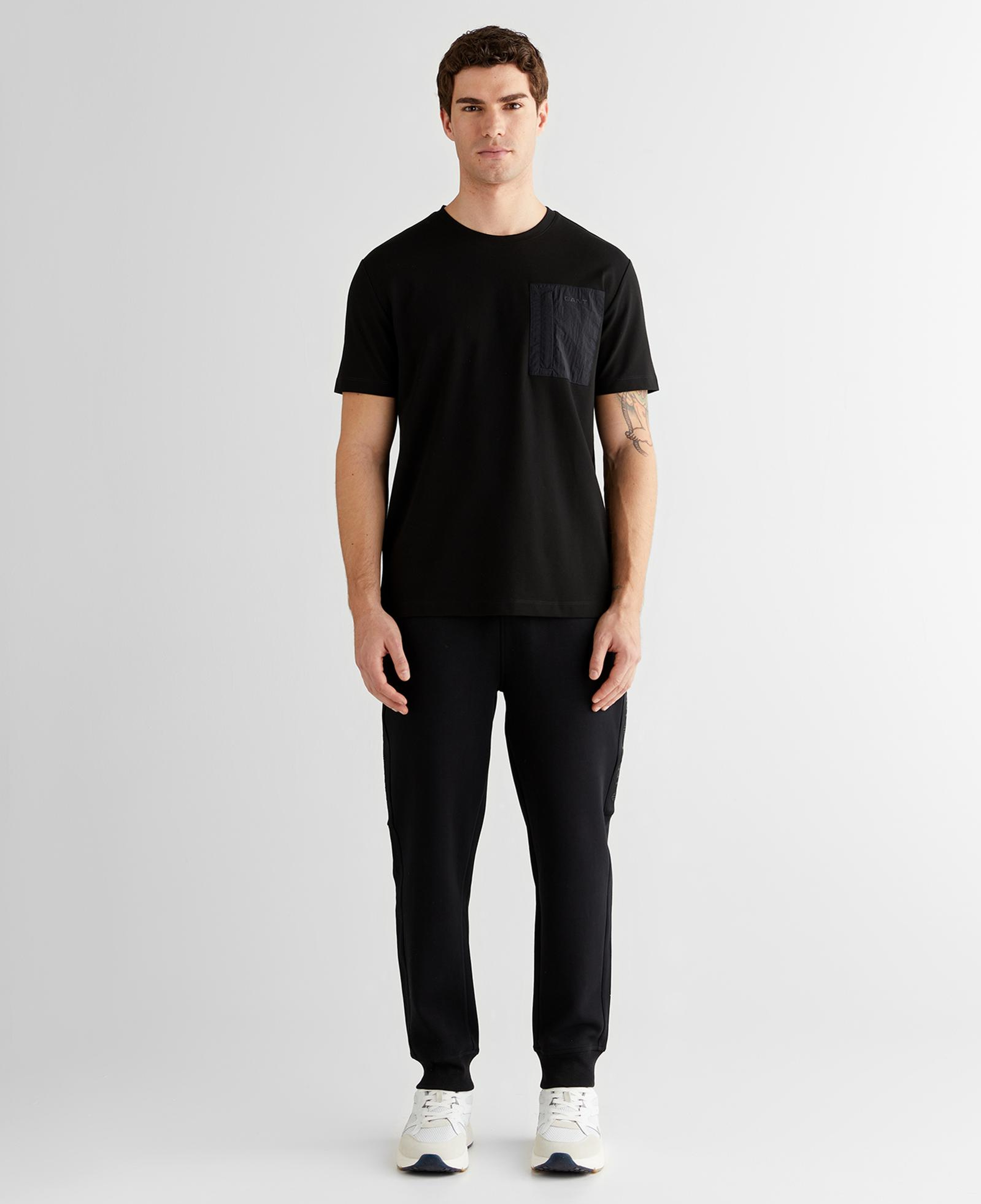 GANT Erkek Siyah Regular Fit Bisiklet Yaka T-Shirt
