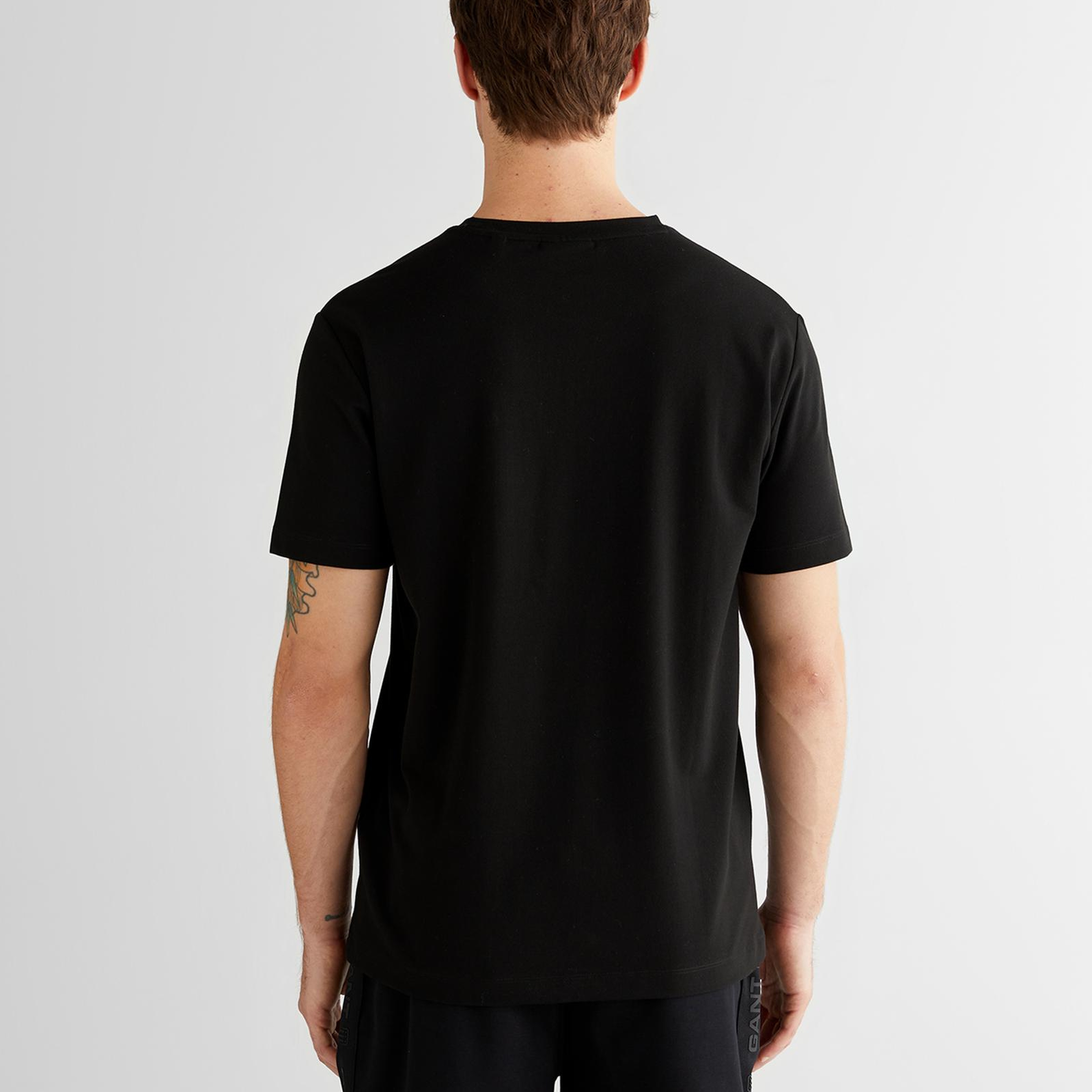 GANT Erkek Siyah Regular Fit Bisiklet Yaka T-Shirt