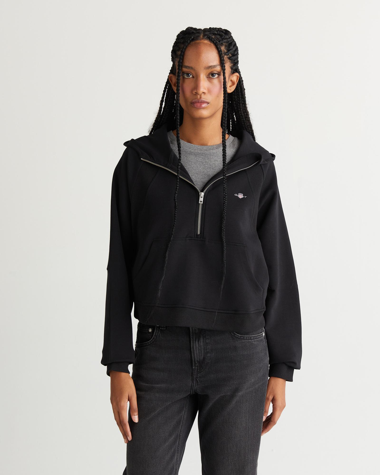 Kadın Siyah Regular Fit Kapüşonlu Sweatshirt