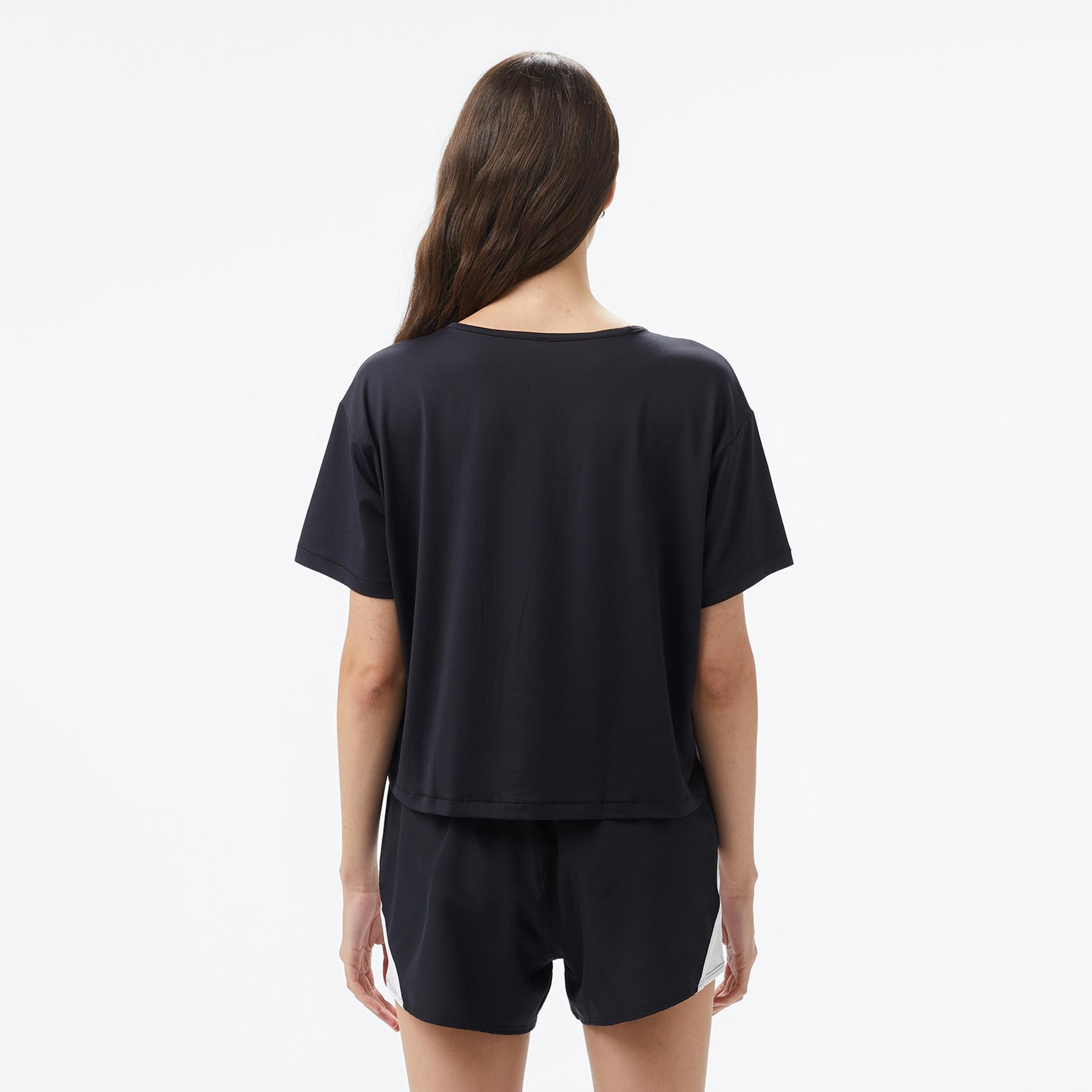 Under Armour Motion Ss Kadın Siyah T-Shirt