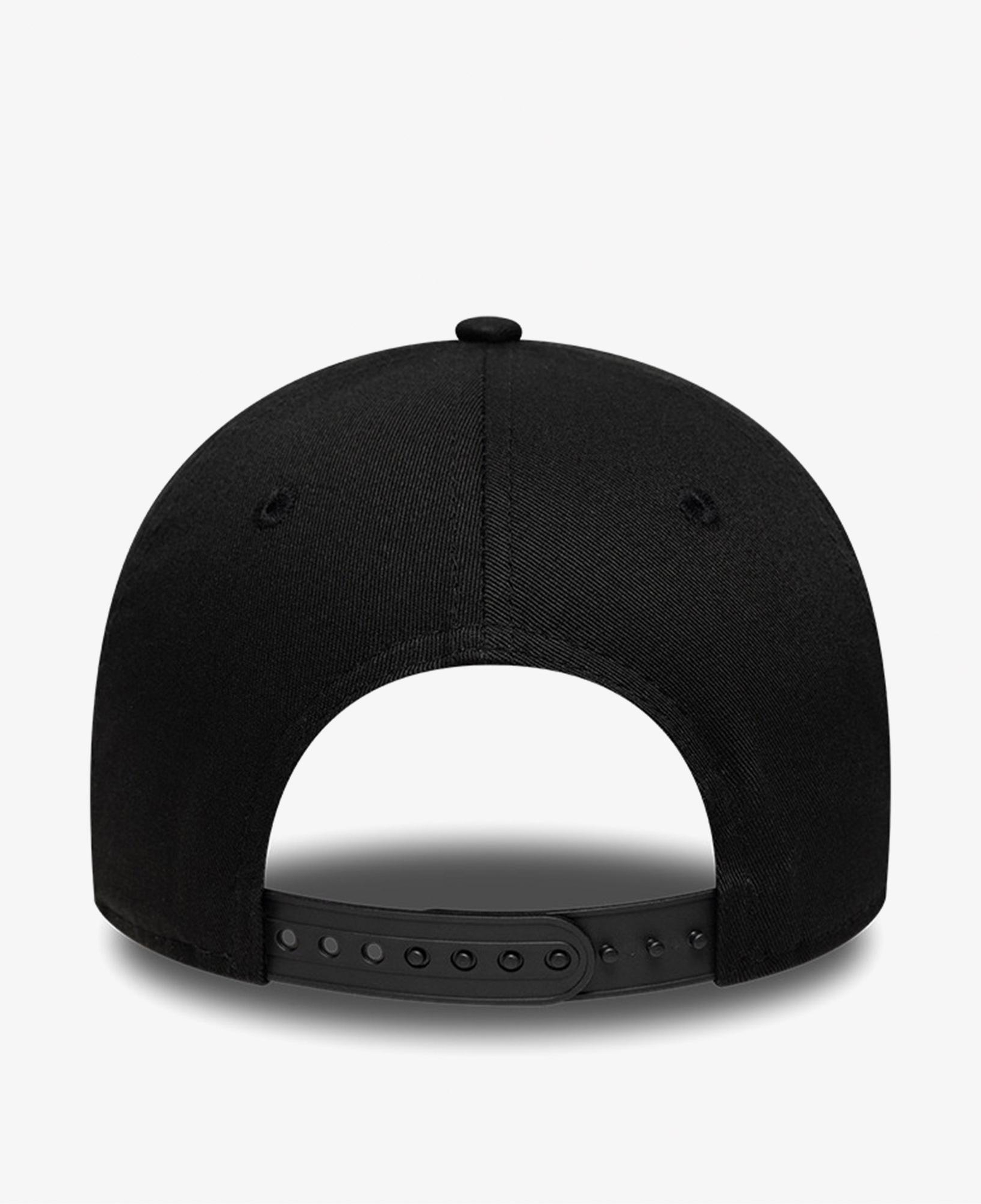 New Era Stranger Things Hellfire Club 9Forty E-Frame Unisex Siyah/Beyaz Şapka