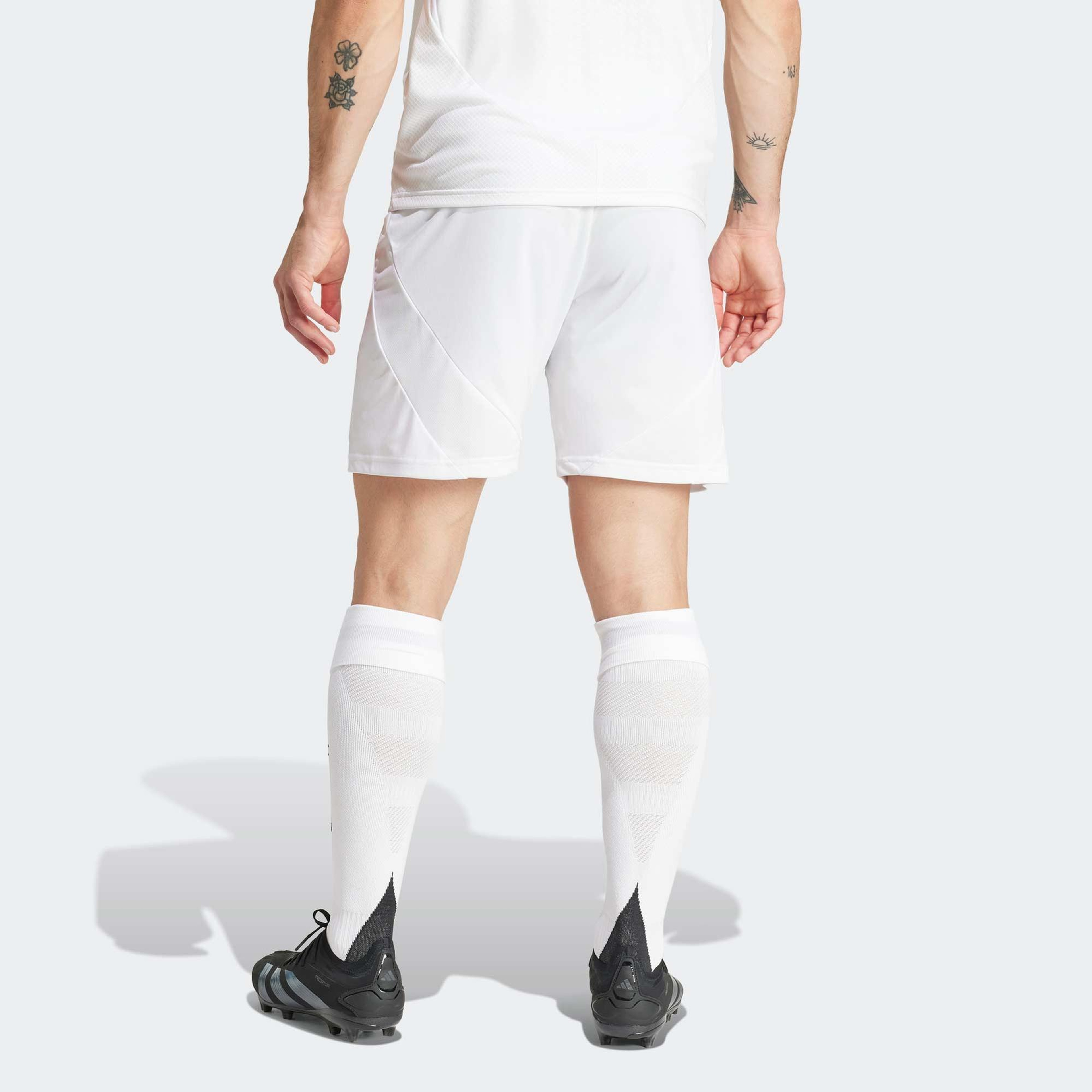adidas Real Madrid CF 23/24 Erkek Beyaz Futbol Şortu