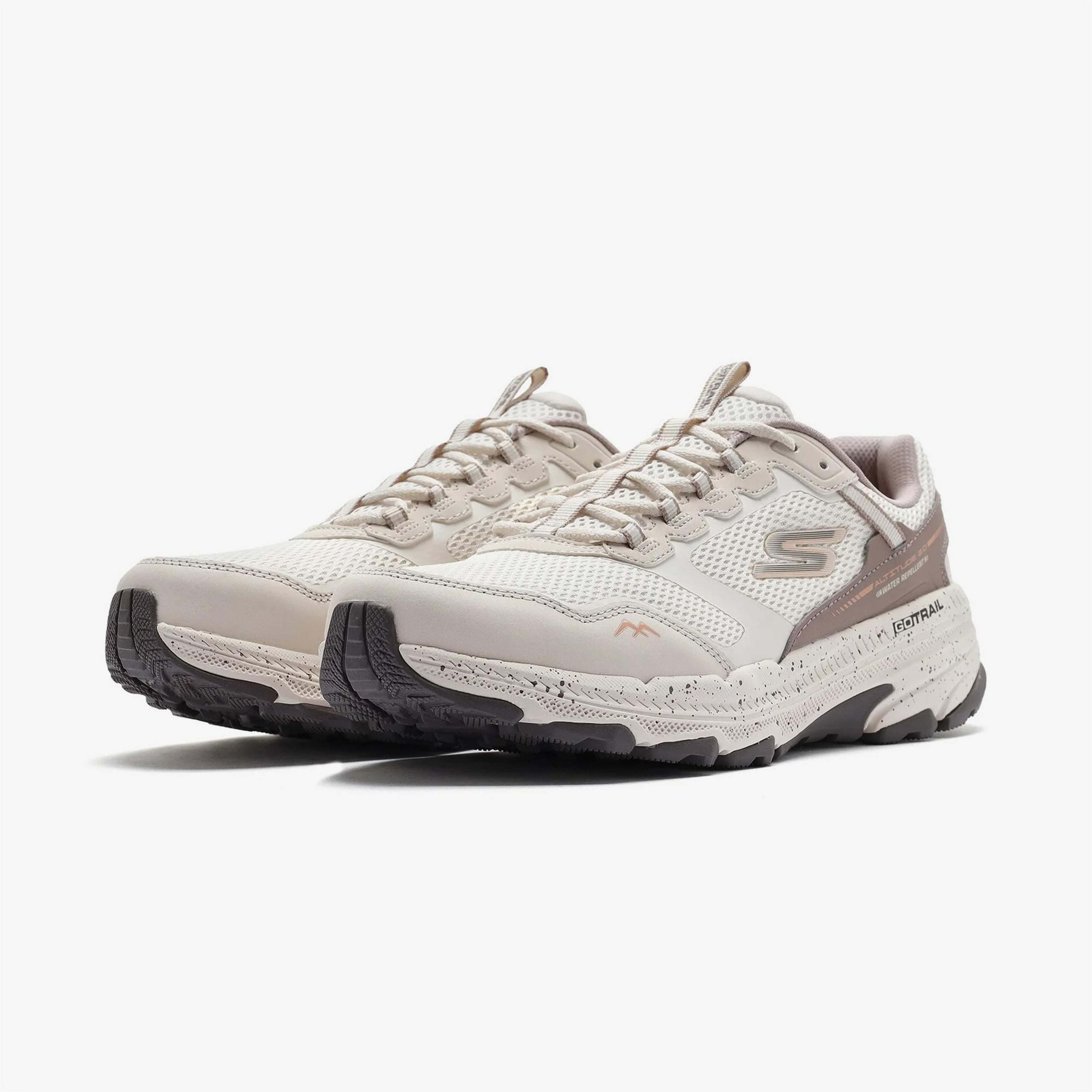 Skechers Go Run Trail Altitude 2.0 Ravine Kadın Bej Koşu Ayakkabısı