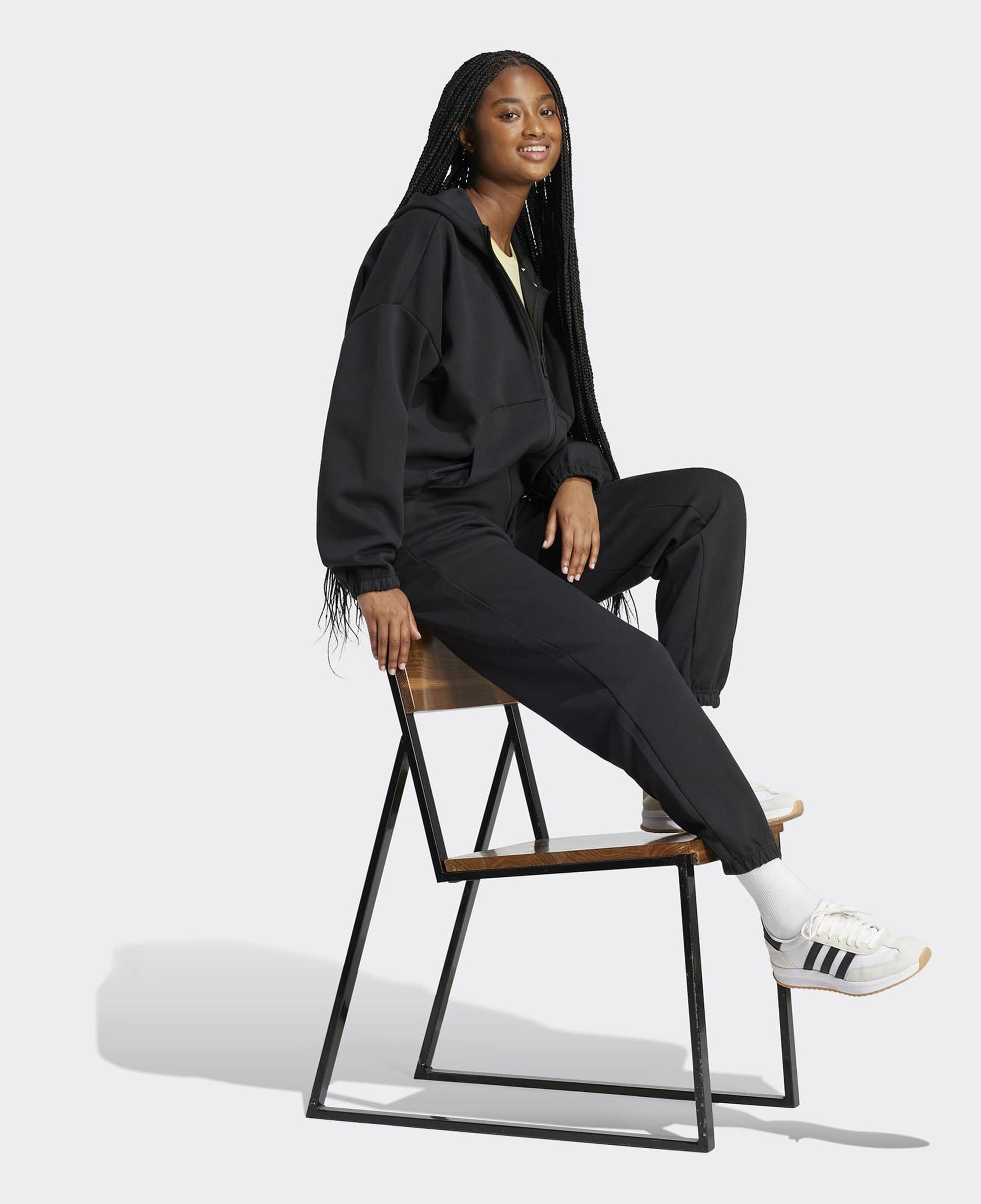 adidas Future icons Small Logo Kadın Siyah Antrenman Eşofman Altı