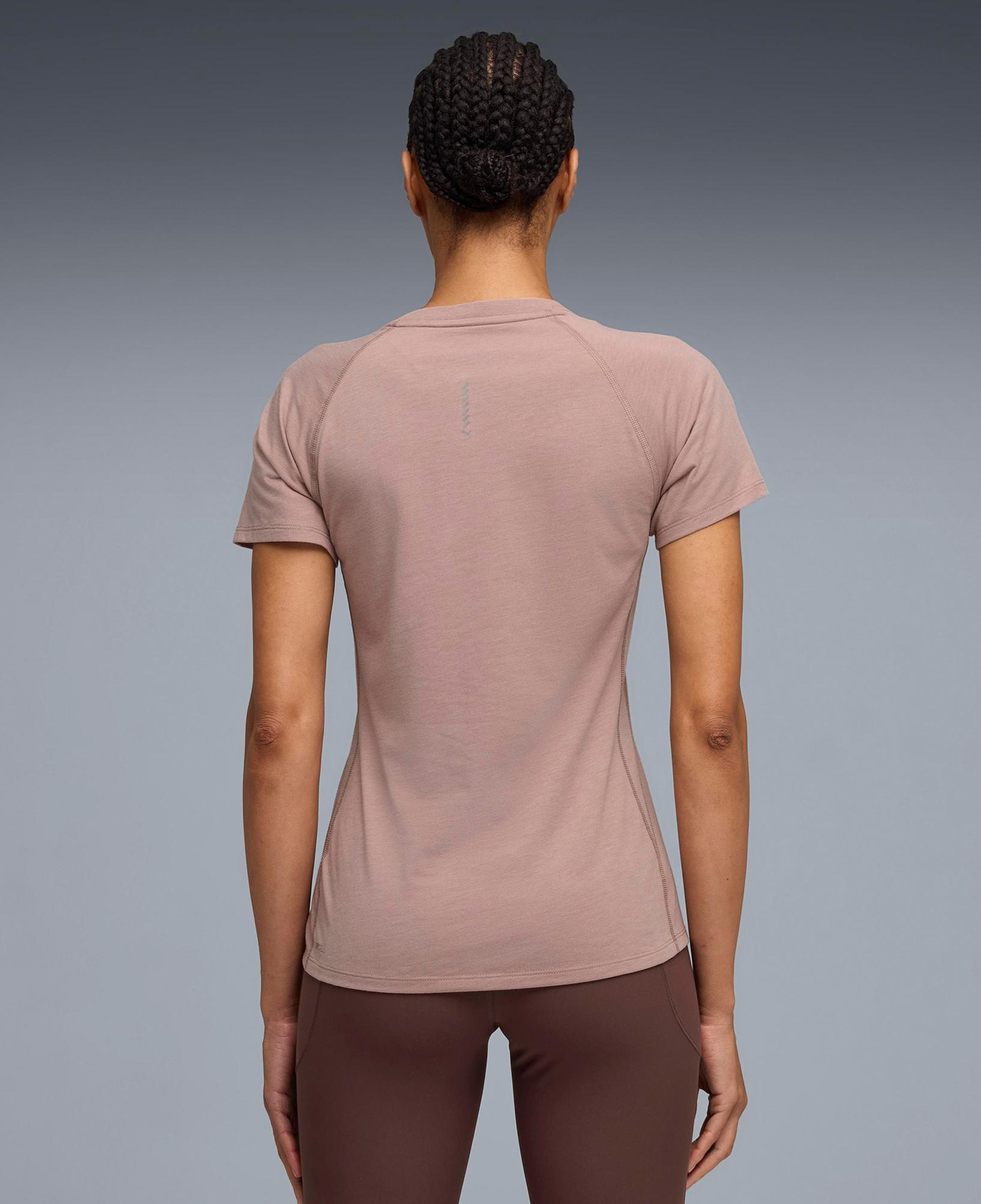 Puma Run Velocity TriBlend Kadın Krem Koşu T-Shirt