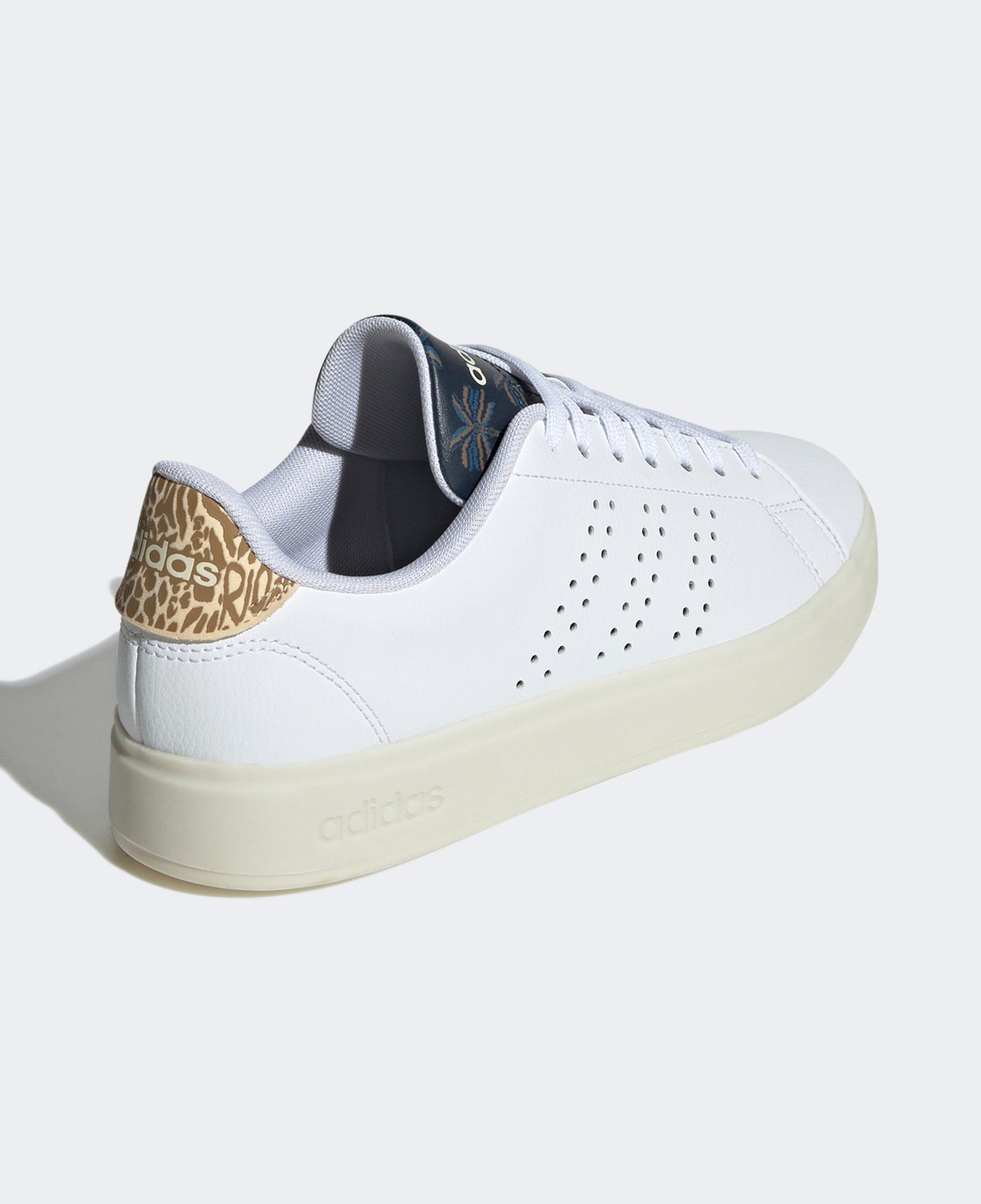 adidas Advantage 2.0 Kadın Beyaz Spor Ayakkabı