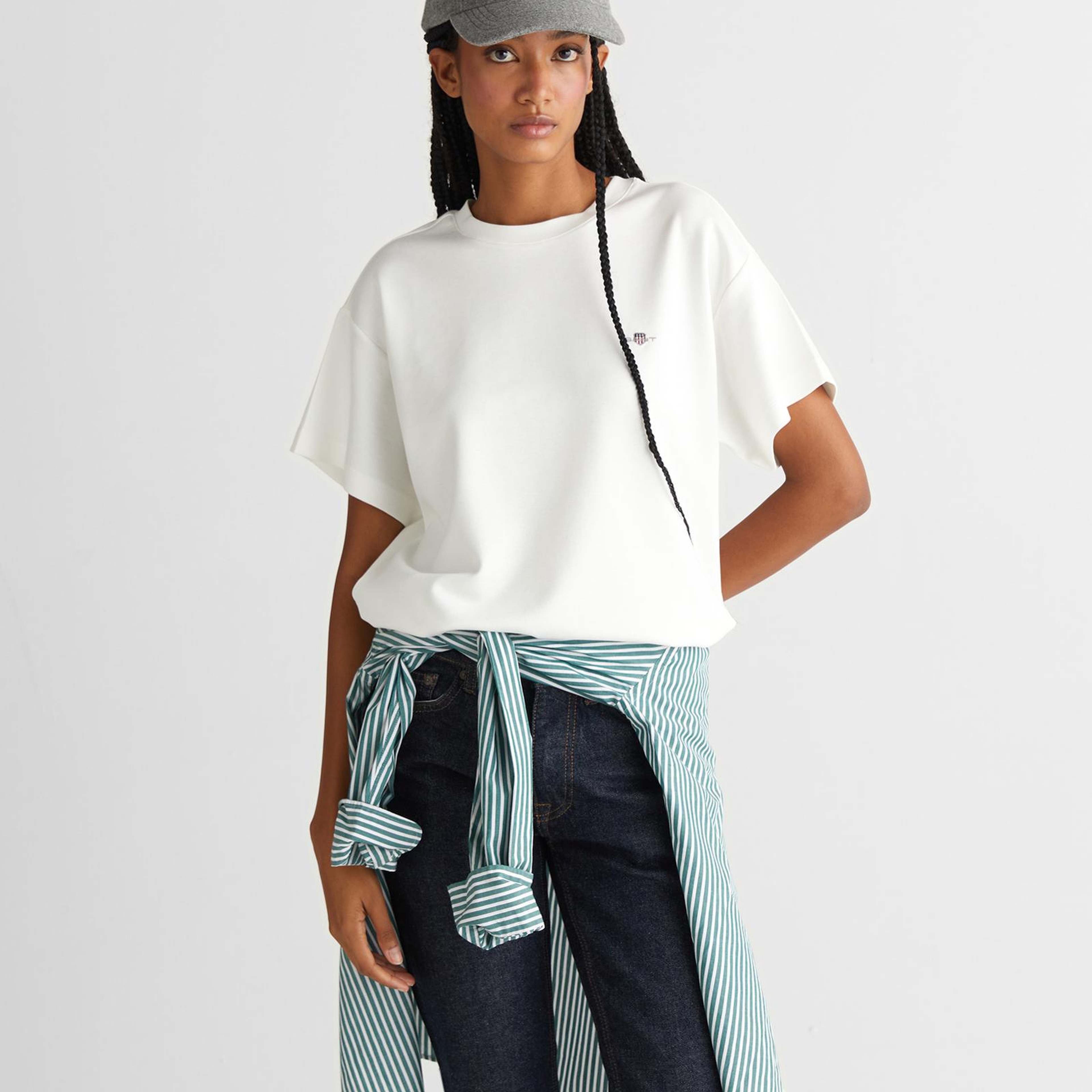 GANT Kadın Beyaz Regular Fit Bisiklet Yaka T-Shirt