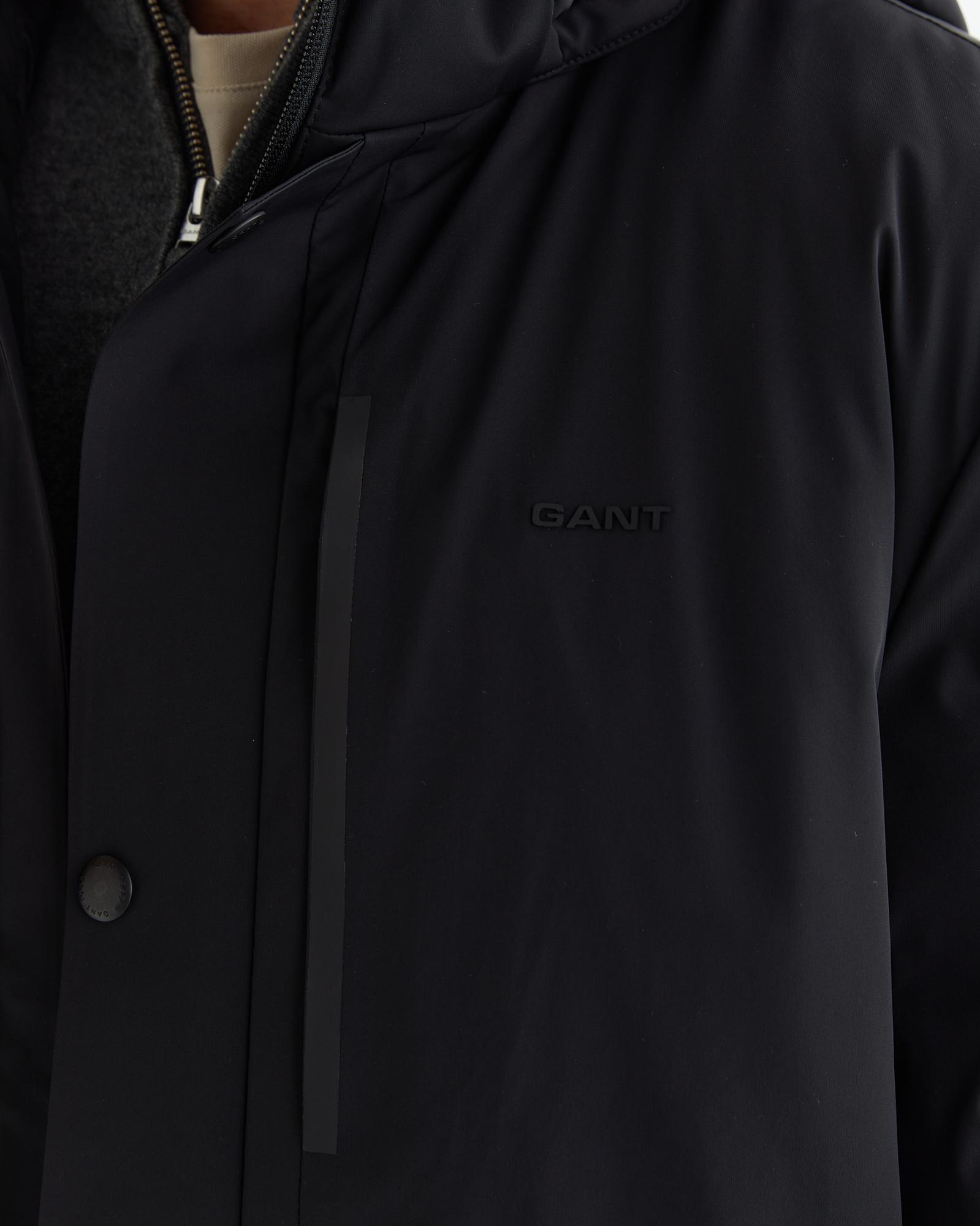 GANT Erkek Siyah Standart Fit Kapüşonlu Mont