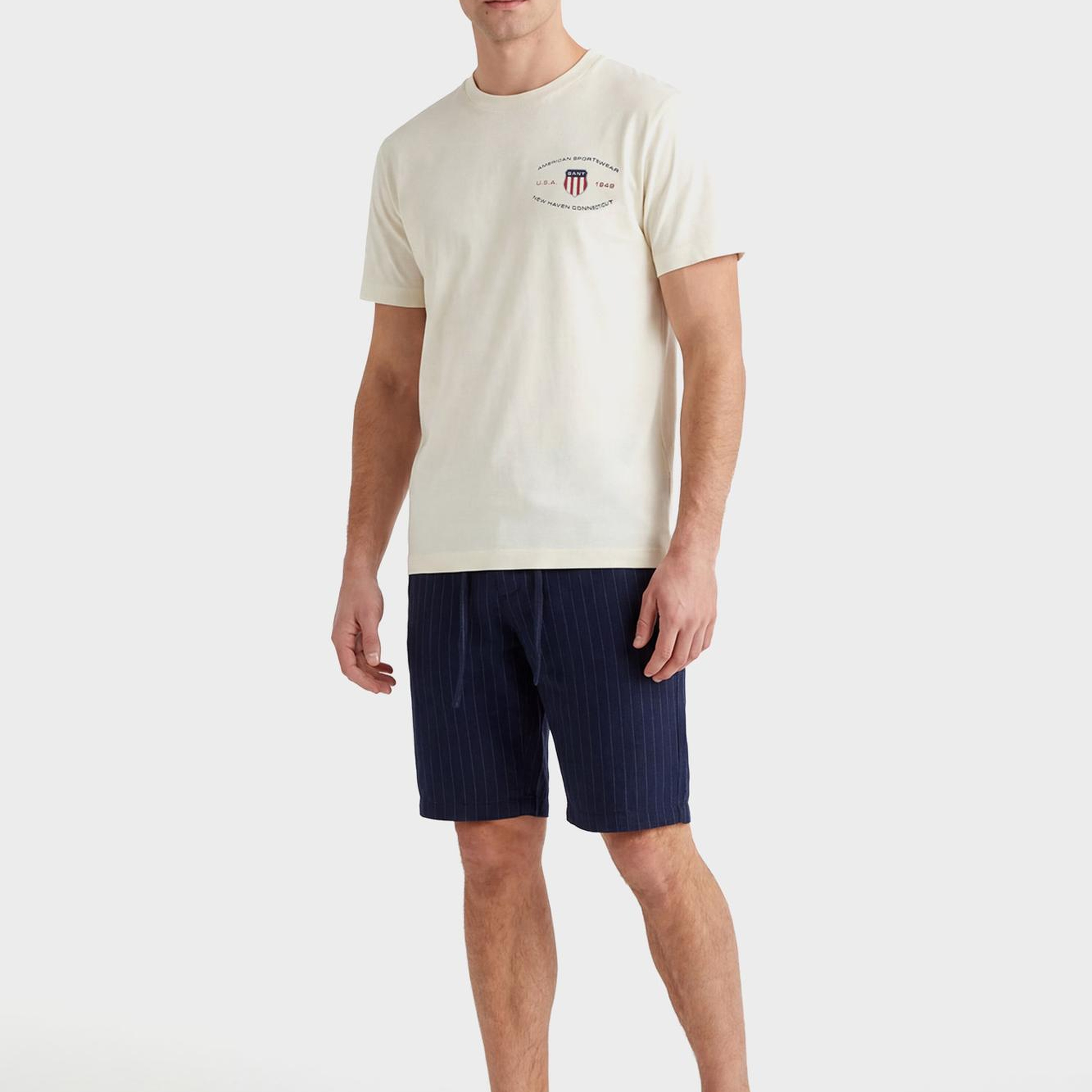 GANT Erkek Krem Bisiklet Yaka Regular Fit Logolu T-Shirt