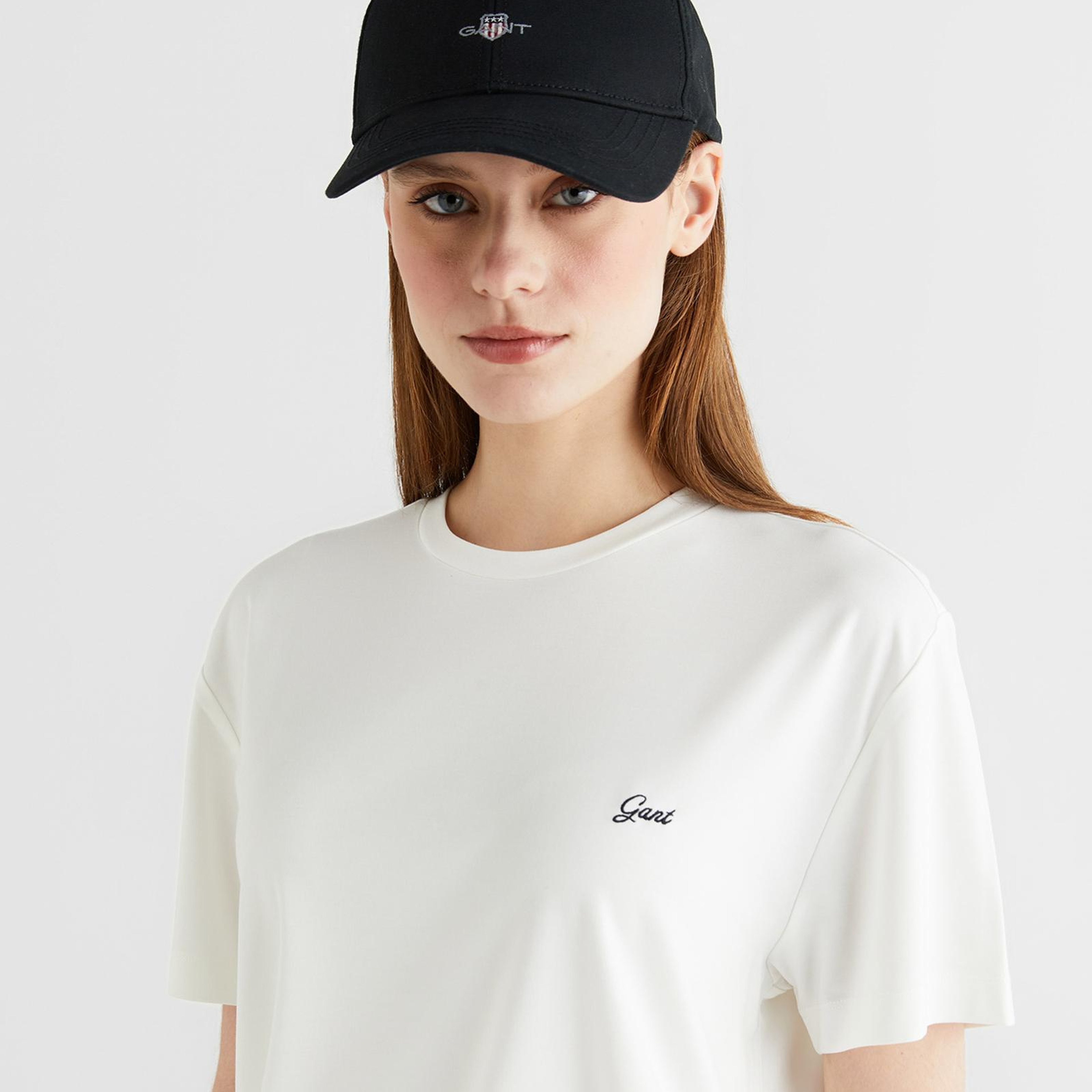 GANT Kadın Beyaz Bisiklet Yaka Regular Fit T-Shirt