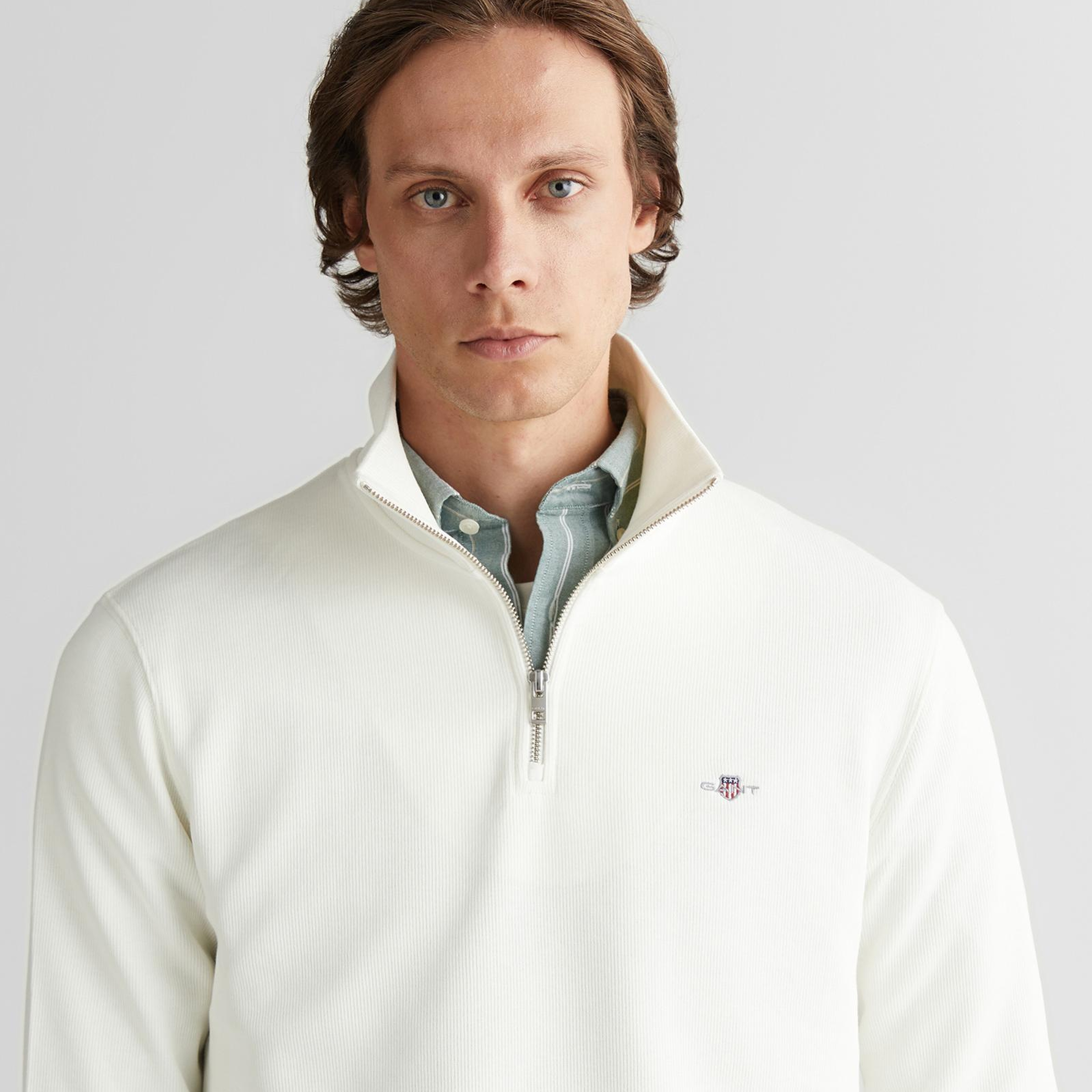 GANT Erkek Beyaz Regular Fit Yarım Fermuarlı Sweatshirt