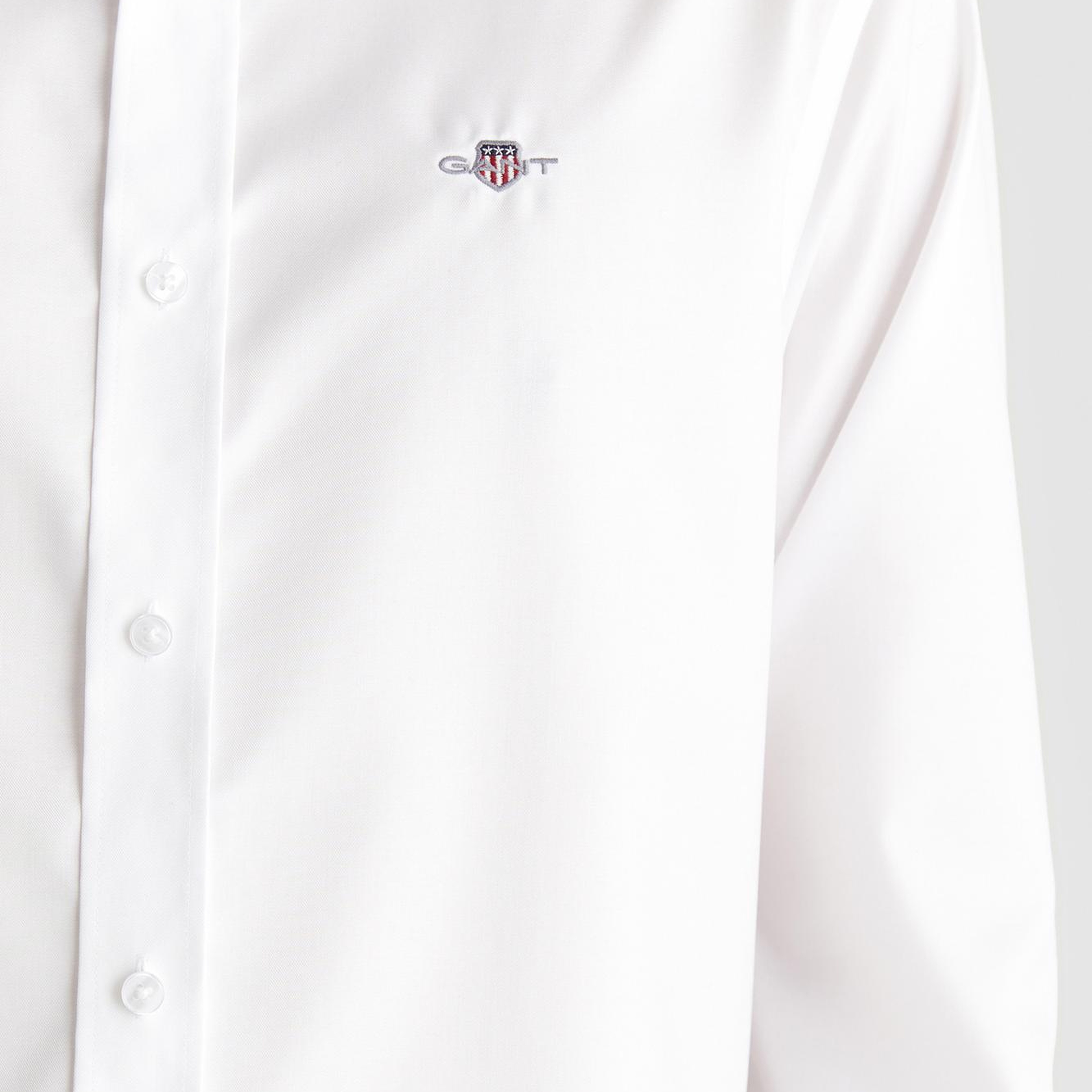 GANT Erkek Beyaz Düğmeli Yaka Logolu Gömlek