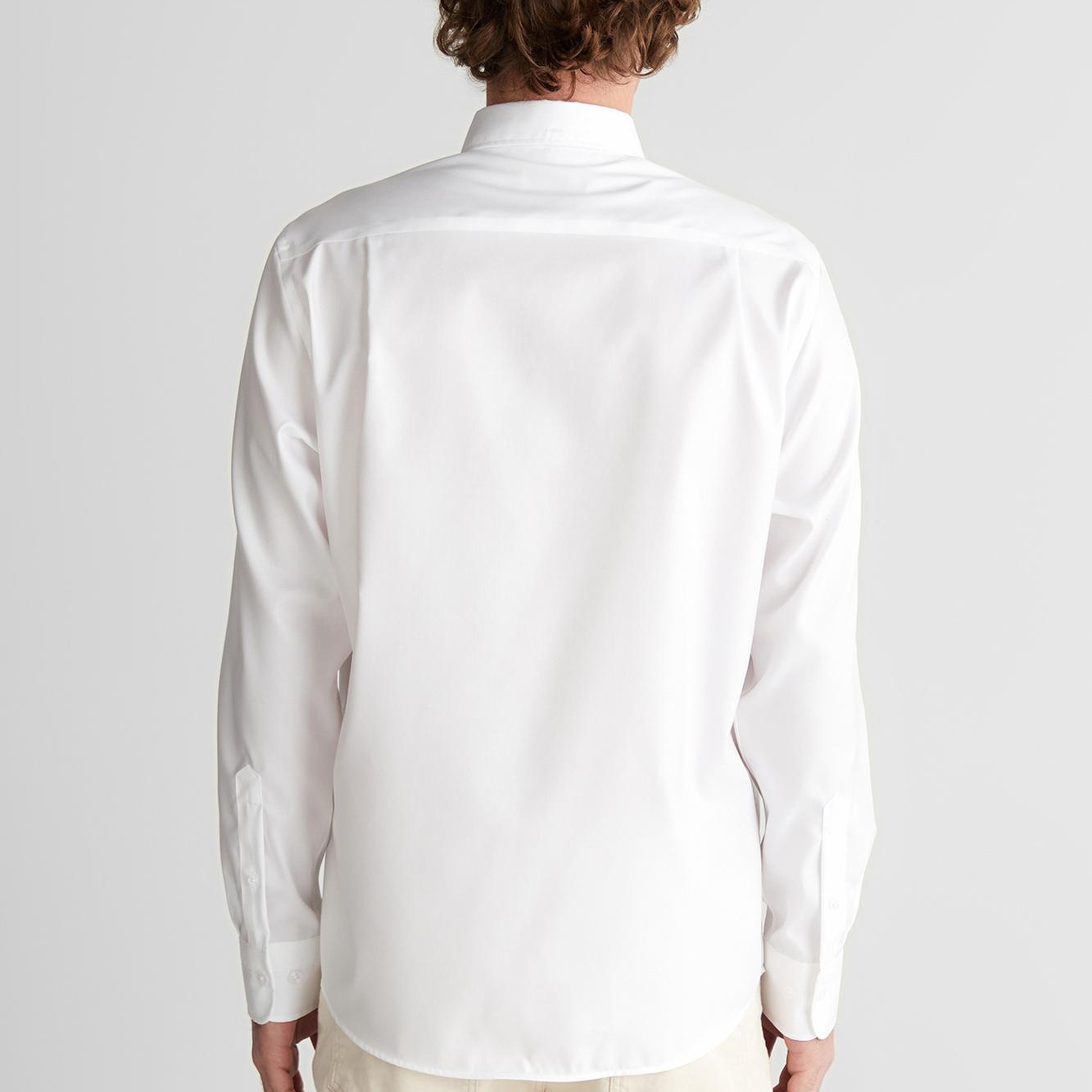 GANT Erkek Beyaz Düğmeli Yaka Logolu Gömlek