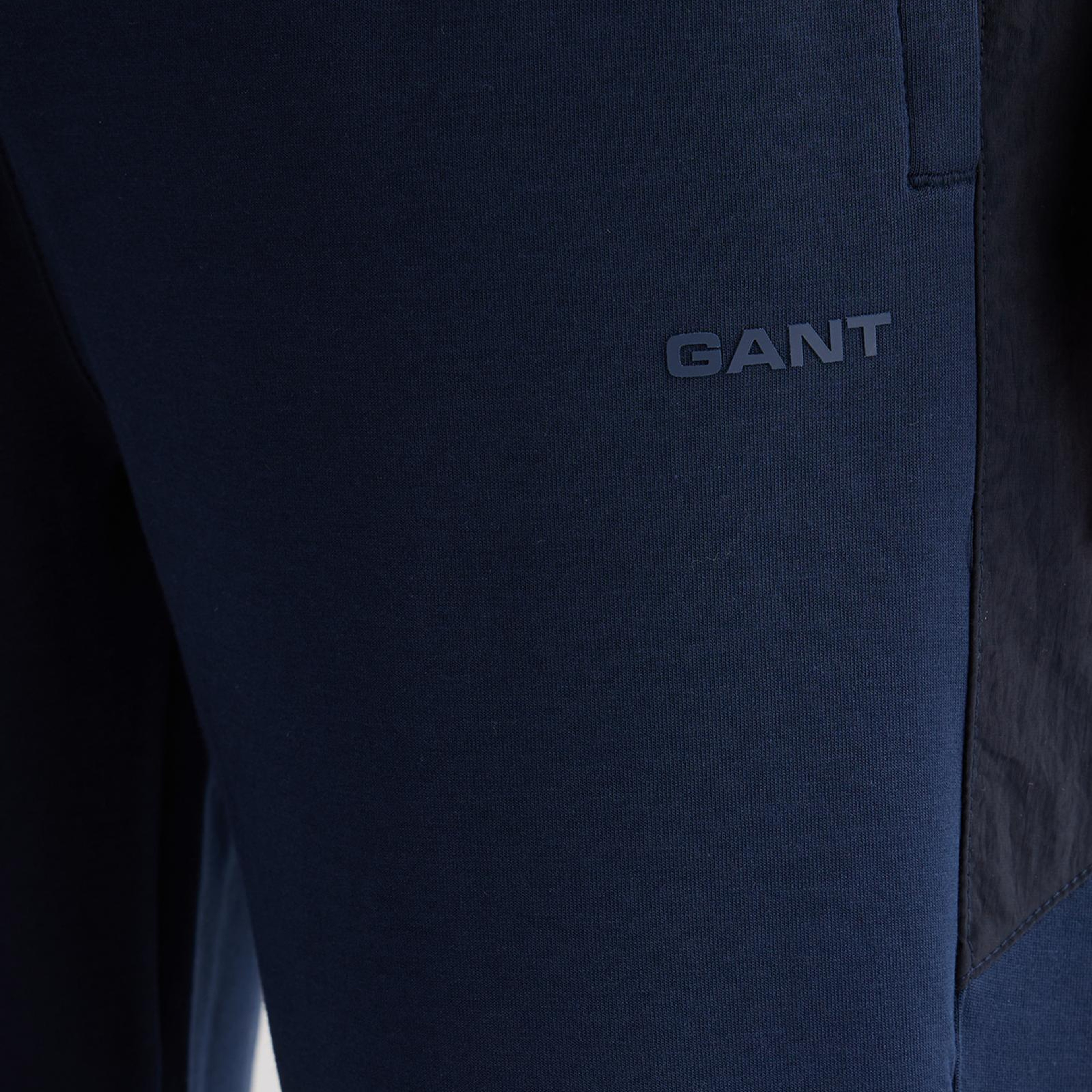 GANT Erkek Lacivert Regular Fit Eşofman Altı