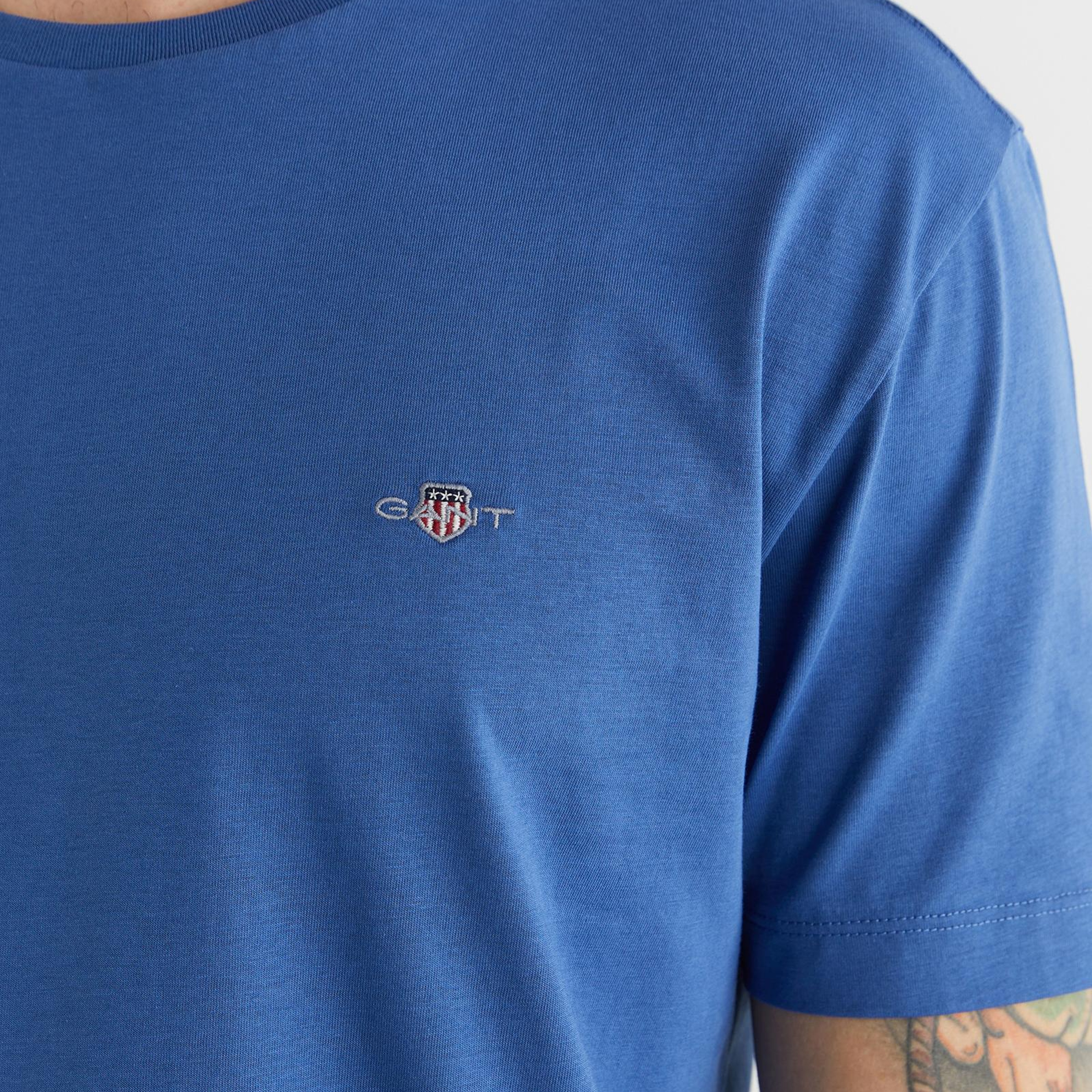 GANT Erkek Mavi Bisiklet Yaka Regular Fit Logolu T-Shirt