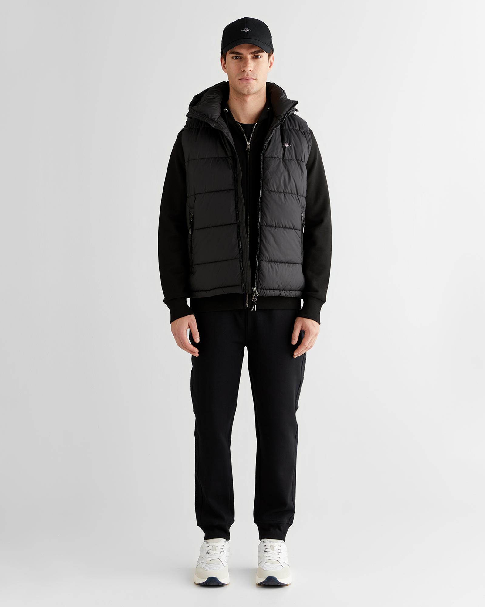 GANT Erkek Siyah Regular Fit Fermuarlı Yelek