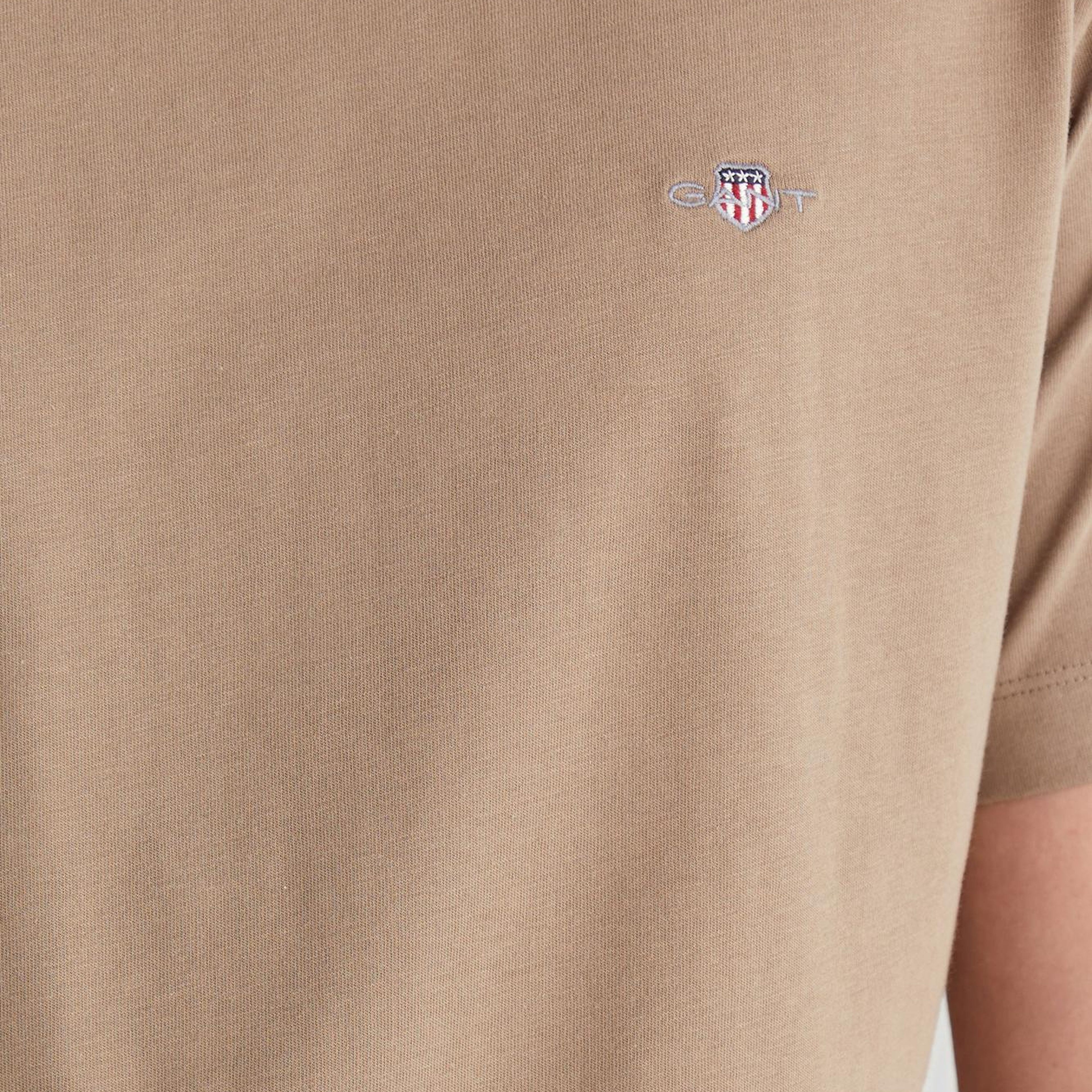 GANT Erkek Kahverengi Regular Fit Bisiklet Yaka Logolu Kazak