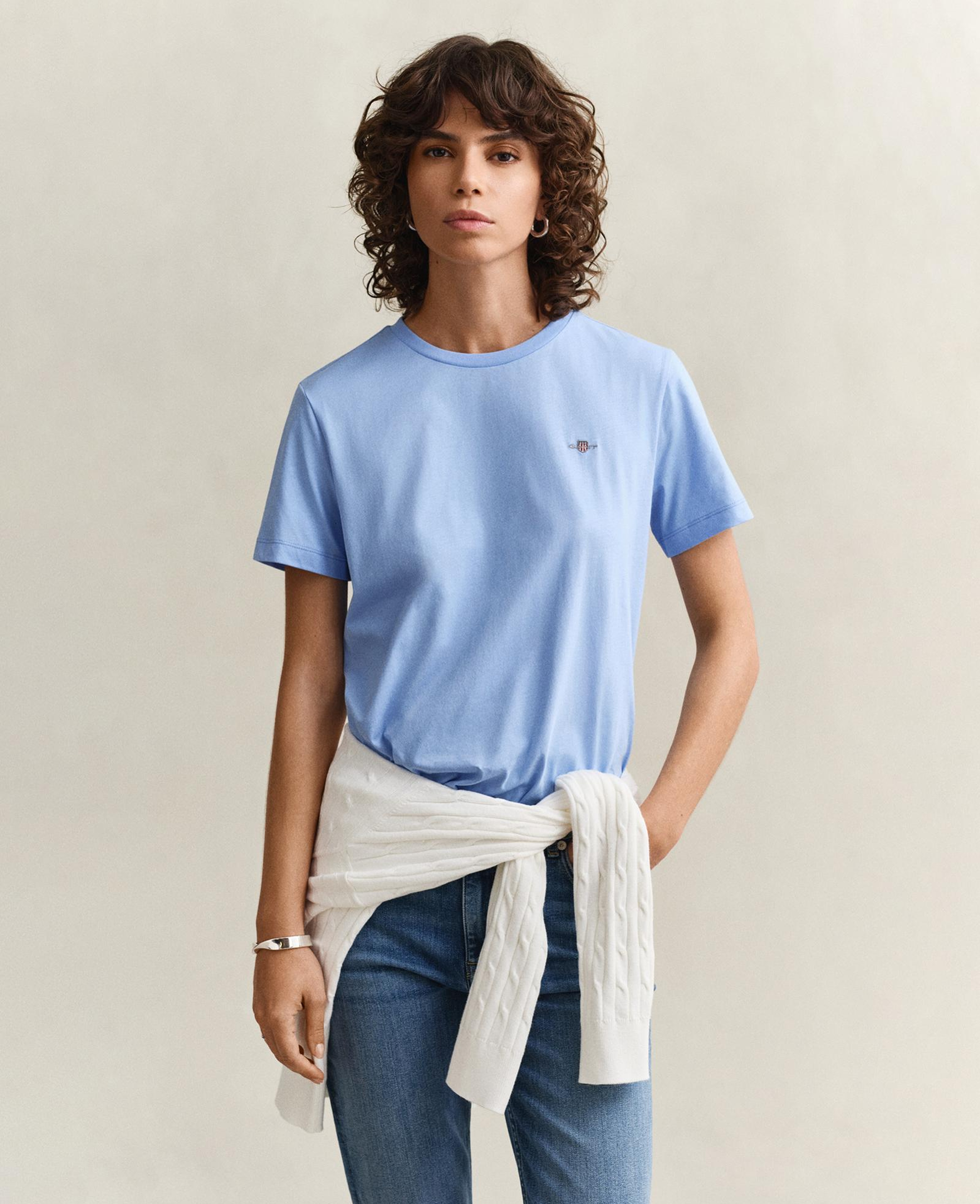 GANT Kadın Mavi Bisiklet Yaka Regular Fit Logolu T-Shirt