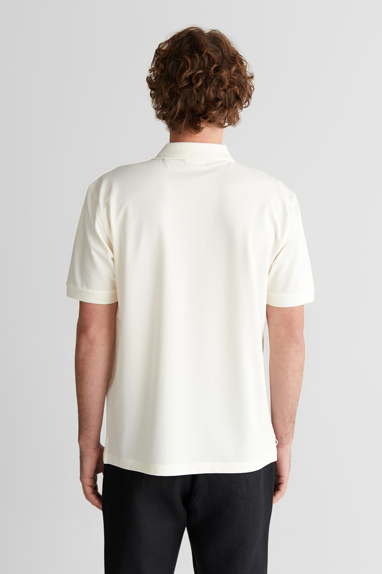 GANT Erkek Beyaz Regular Fit Yarım Fermuarlı Logolu Polo Yaka T-Shirt