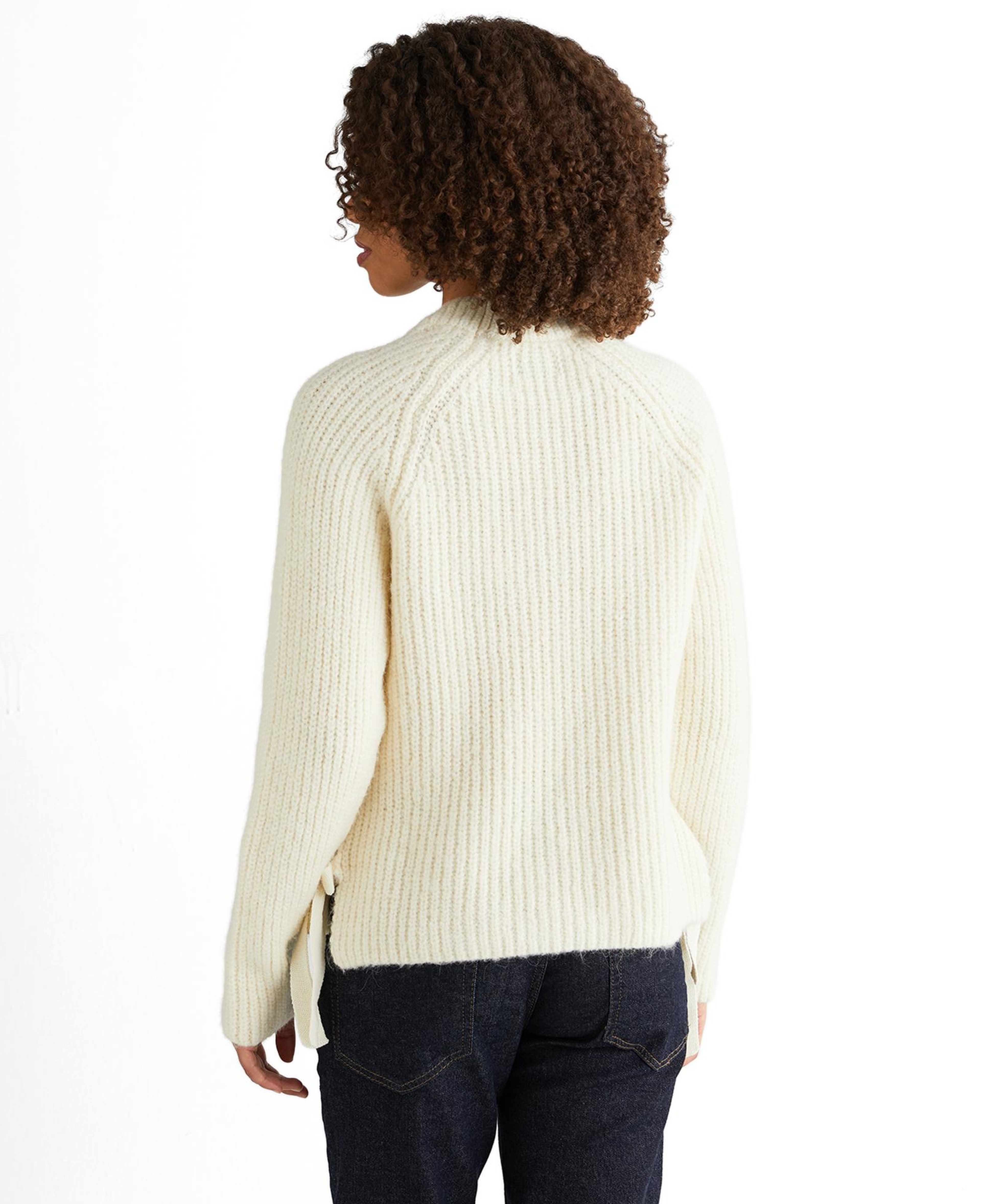 GANT Kadın Krem Cropped Fit Bisiklet Yaka Triko