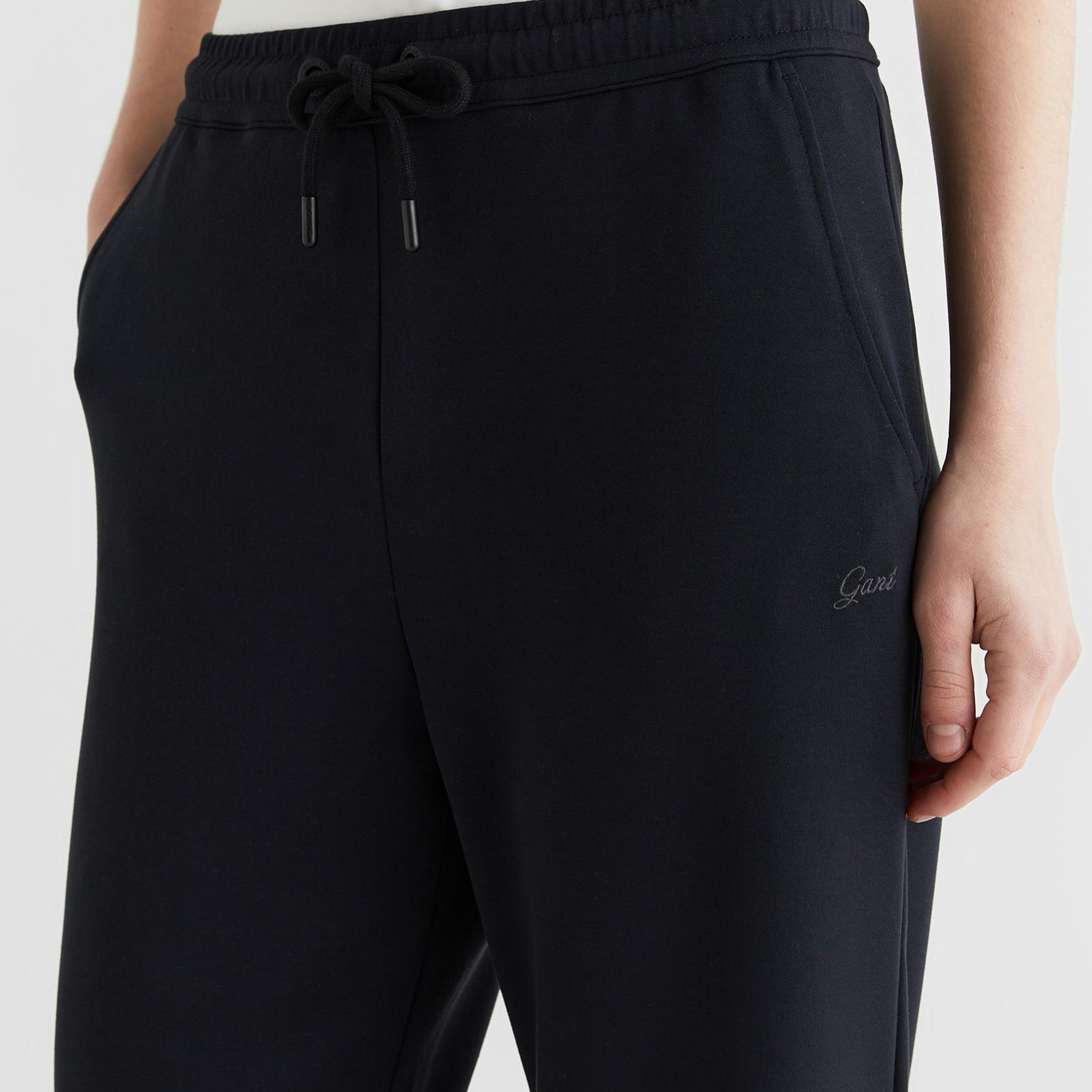 GANT Kadın Siyah Relaxed Fit Eşofman Altı