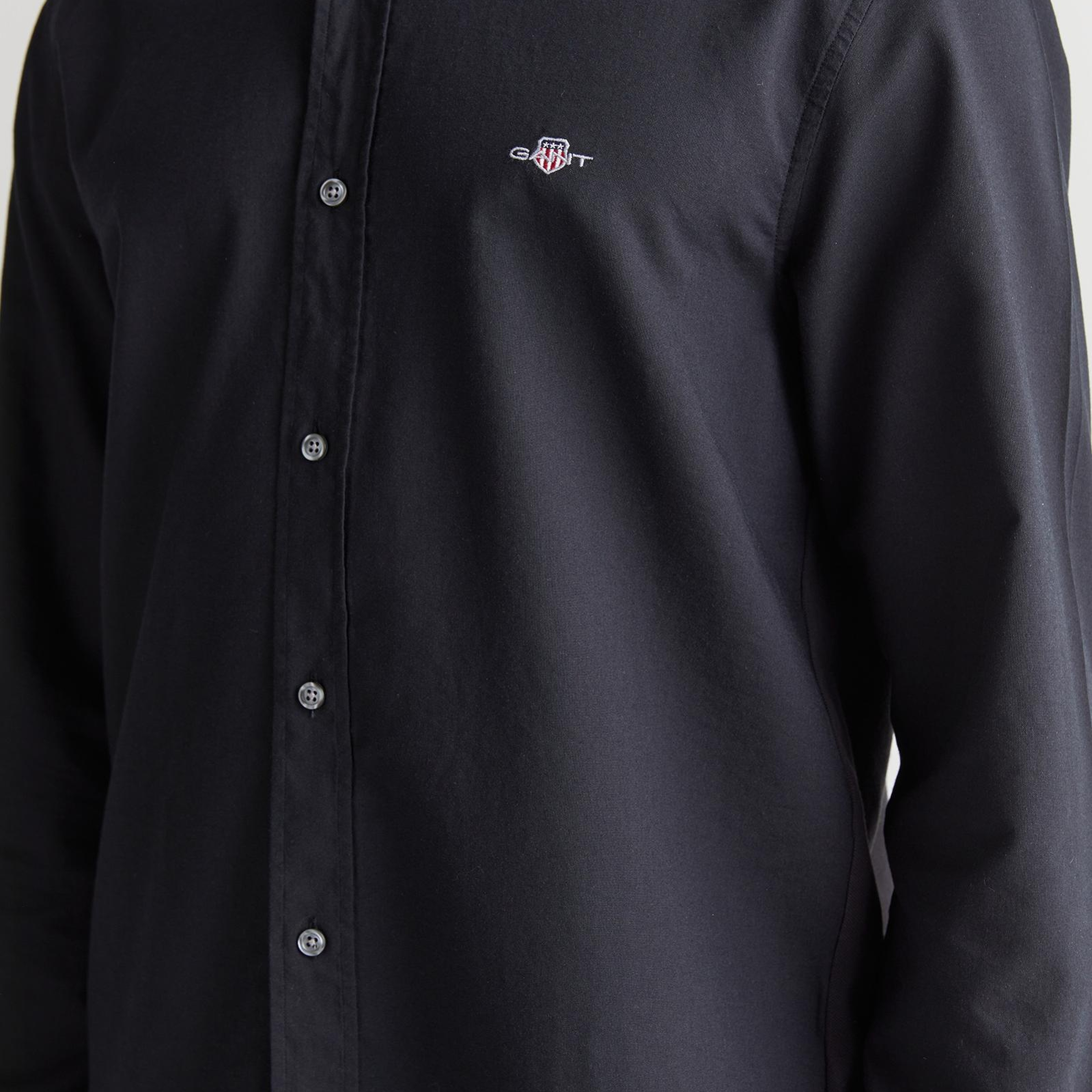 GANT Erkek Siyah Düğmeli Yaka Logolu Gömlek